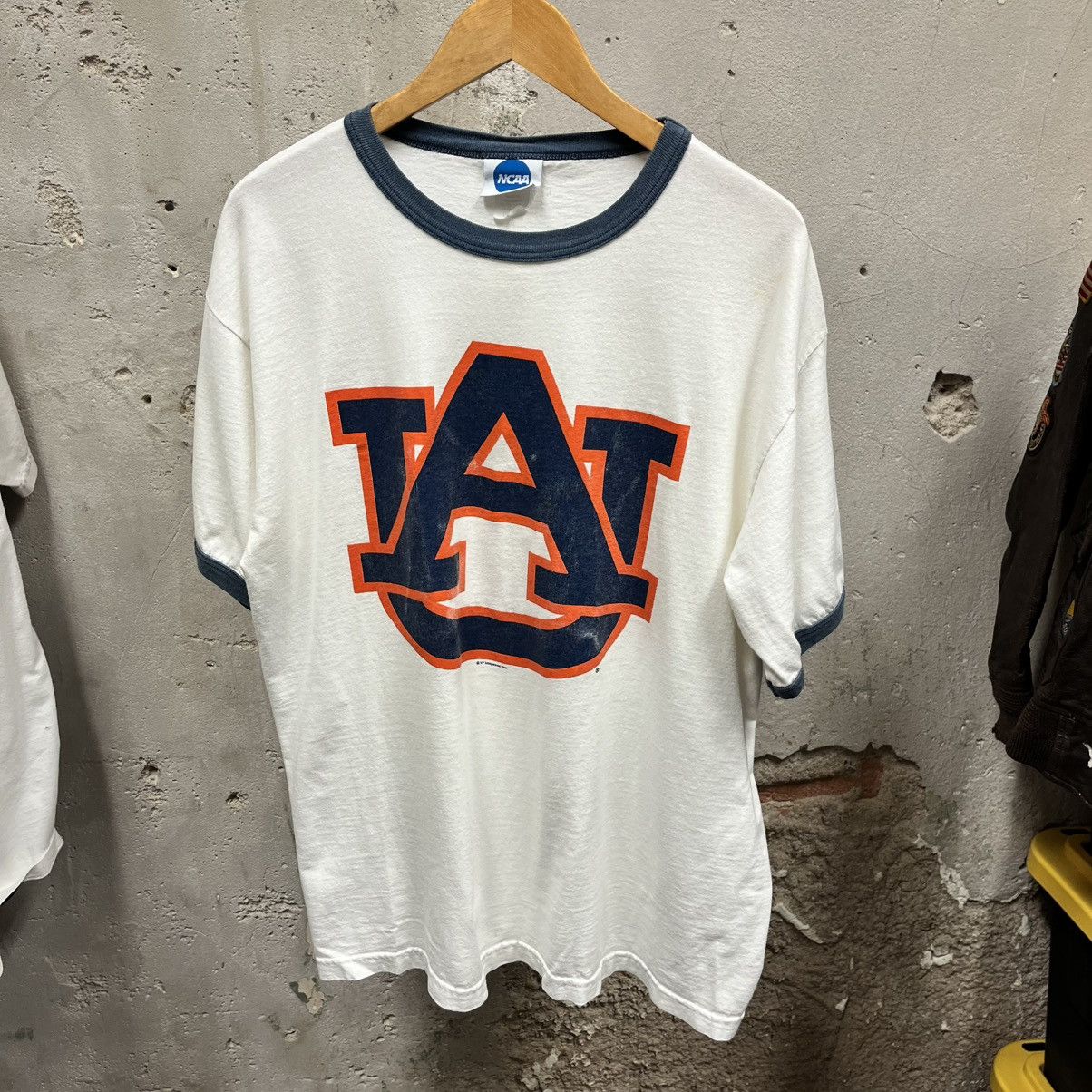 NCAA NCAA University of Auburn Tigers Alabama Ringer T-Shirt L Size US L / EU 52-54 / 3 - 1 Thumbnail