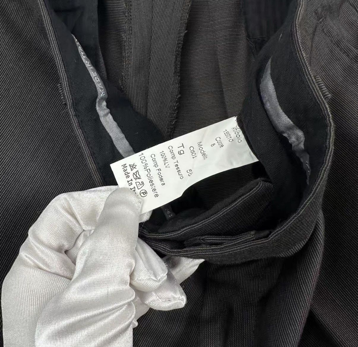 Yves Saint Laurent Yves Saint Laurent Casual Suit Set (Jacket & Trousers) J42 Size US 40 / EU 56 - 4 Thumbnail