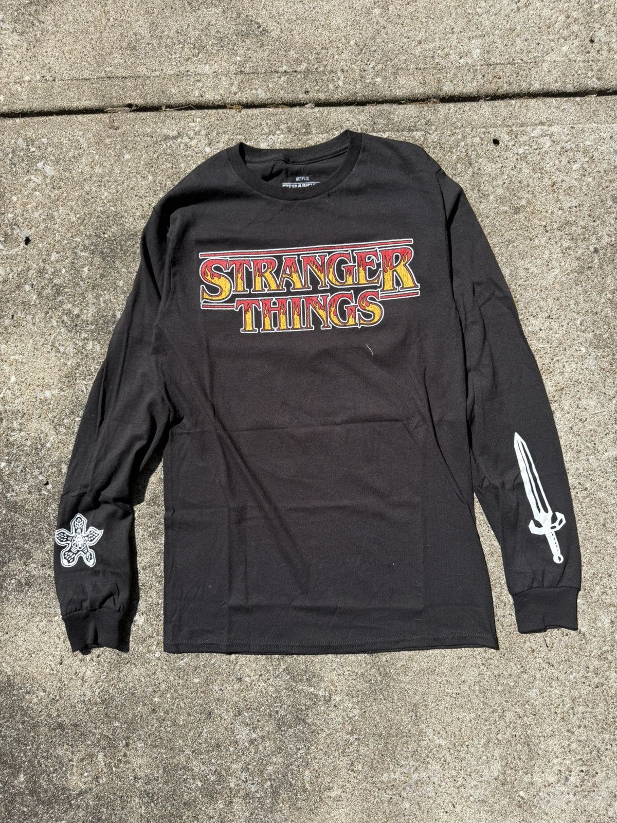 Other Stranger Things Long-Sleeve Crewneck Graphic Tee Size US S / EU 44-46 / 1 - 1 Thumbnail