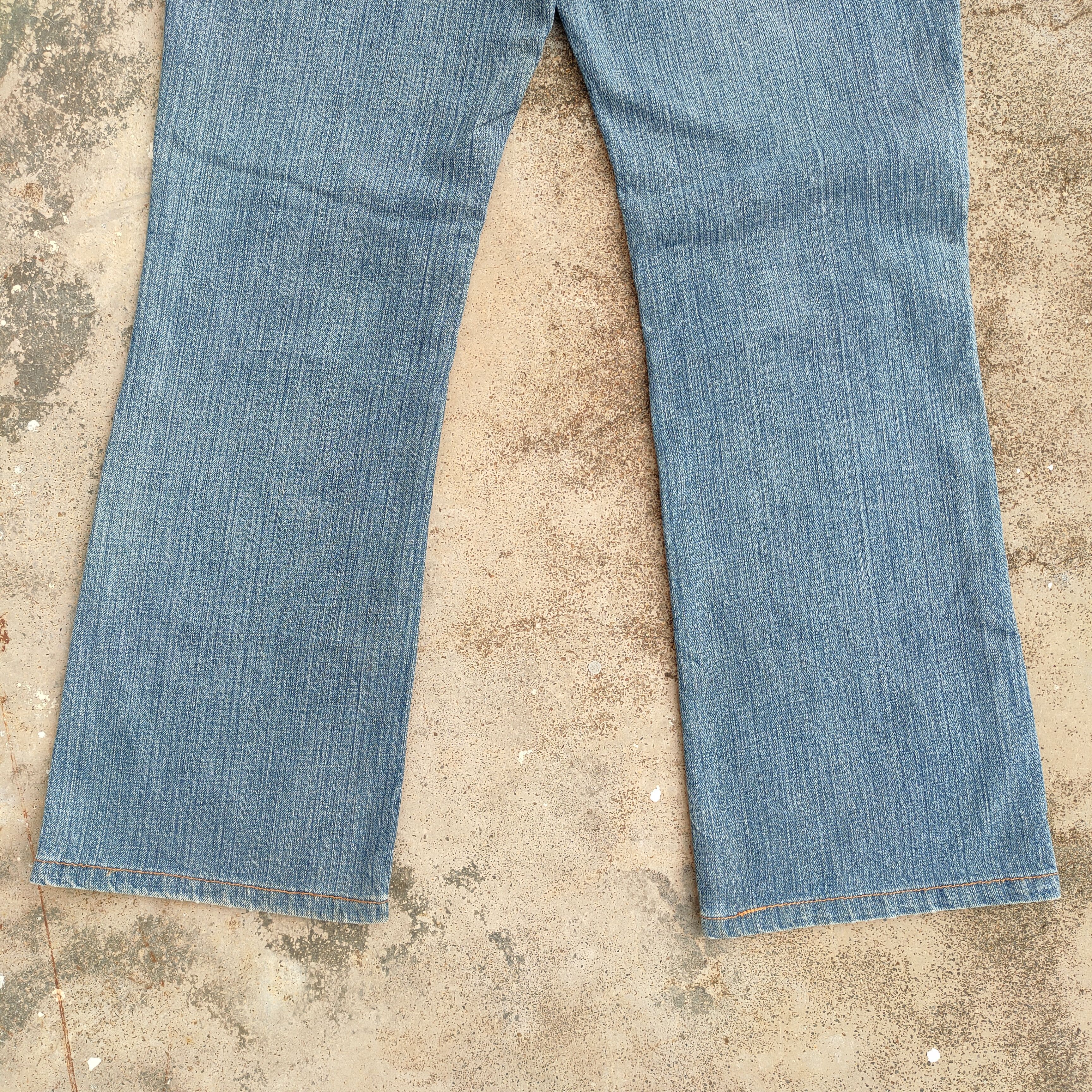 Japanese Brand FLARE VINTAGE BLUE CULT FADED DENIM JEANS PANTS Size US 31 - 12 Thumbnail