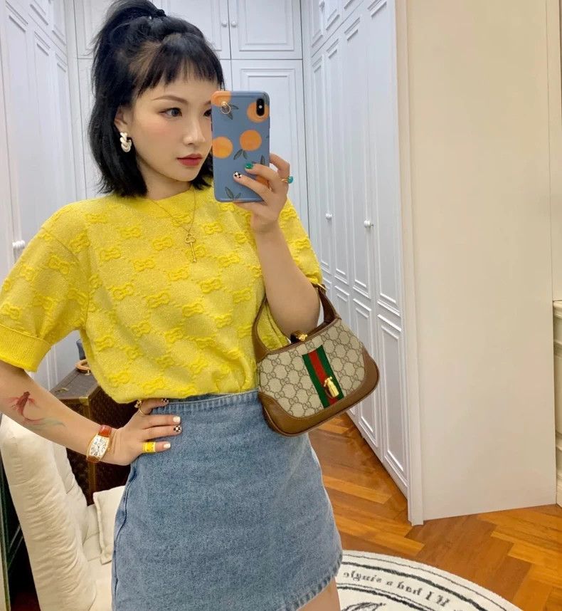 Gucci Gucci Yellow cccard short sleeves 2502-Nextarrow Size US L / EU 52-54 / 3 - 7 Thumbnail