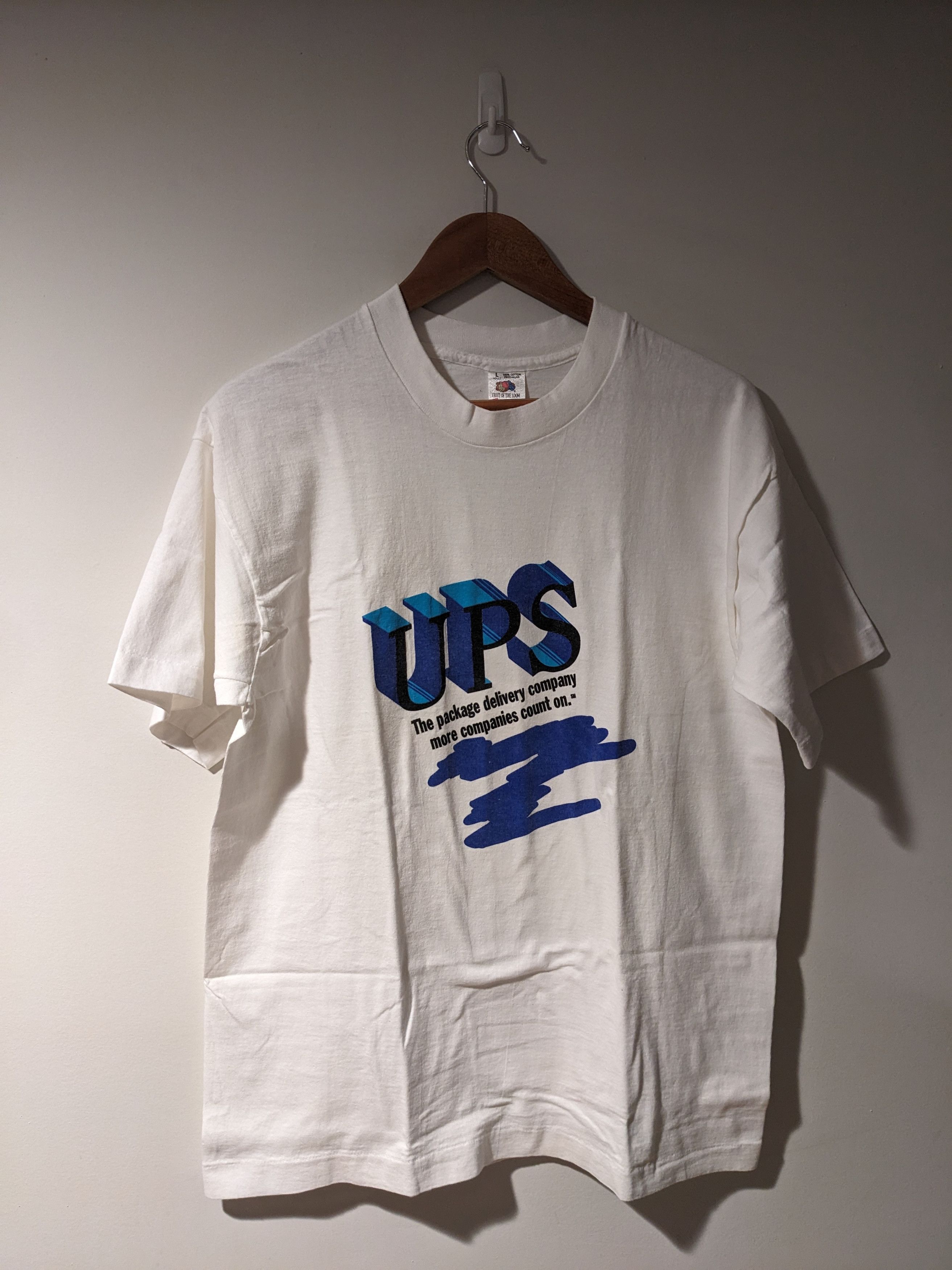 Fruit Of The Loom × Vintage Vintage 90s UPS The Package Delivery Company Large T-Shirt Size US L / EU 52-54 / 3 - 1 Thumbnail