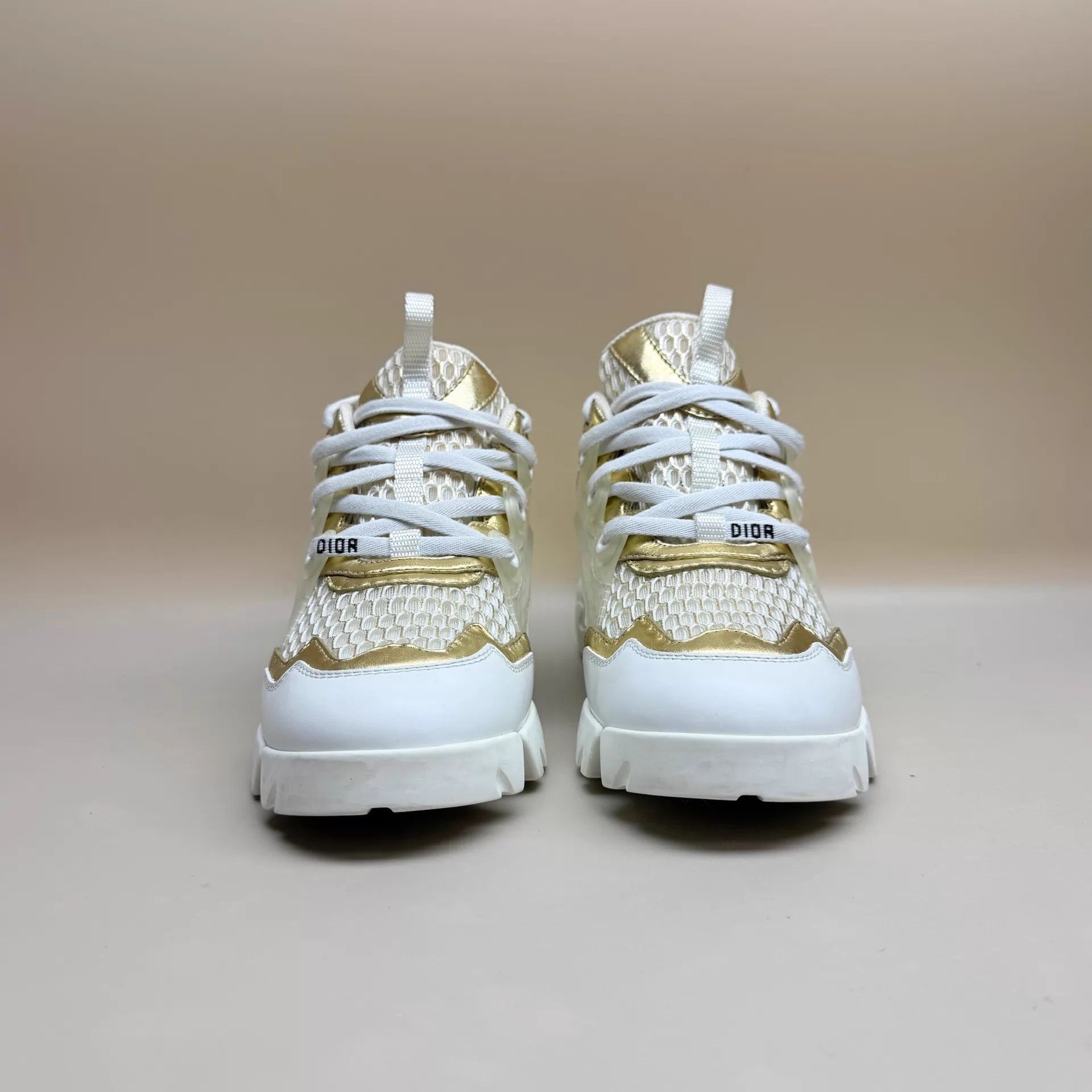 Dior Dior D-Connect Platinum Dad 36.5 99new Size US 6 / IT 36 - 2 Thumbnail