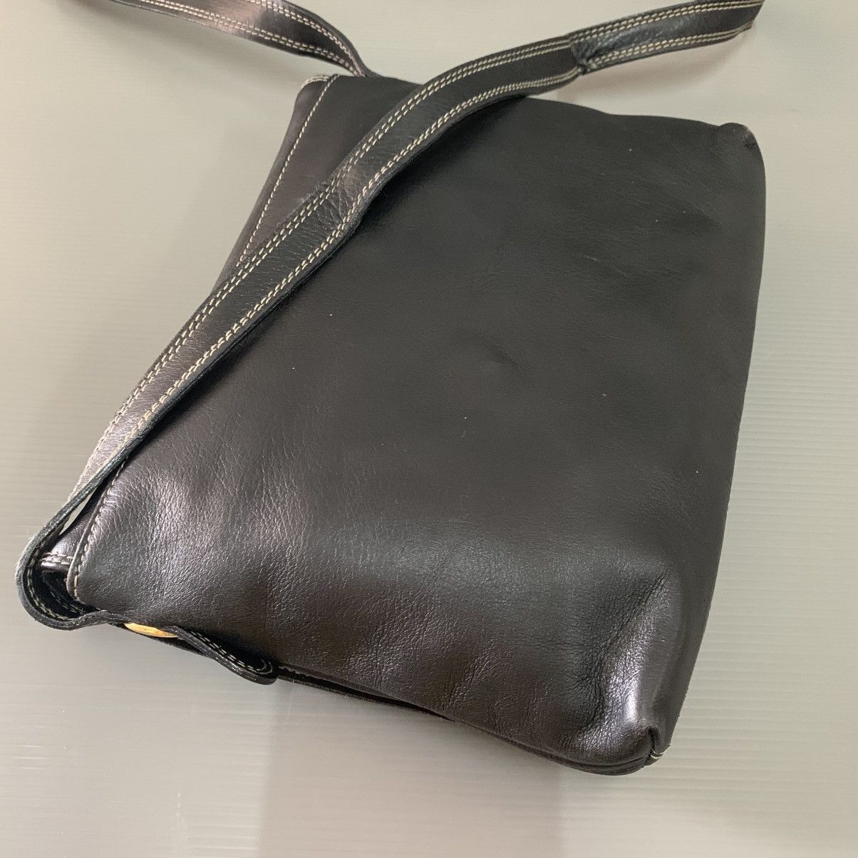Lancel Lancel Paris Leather Slingbag Size ONE SIZE - 5 Thumbnail