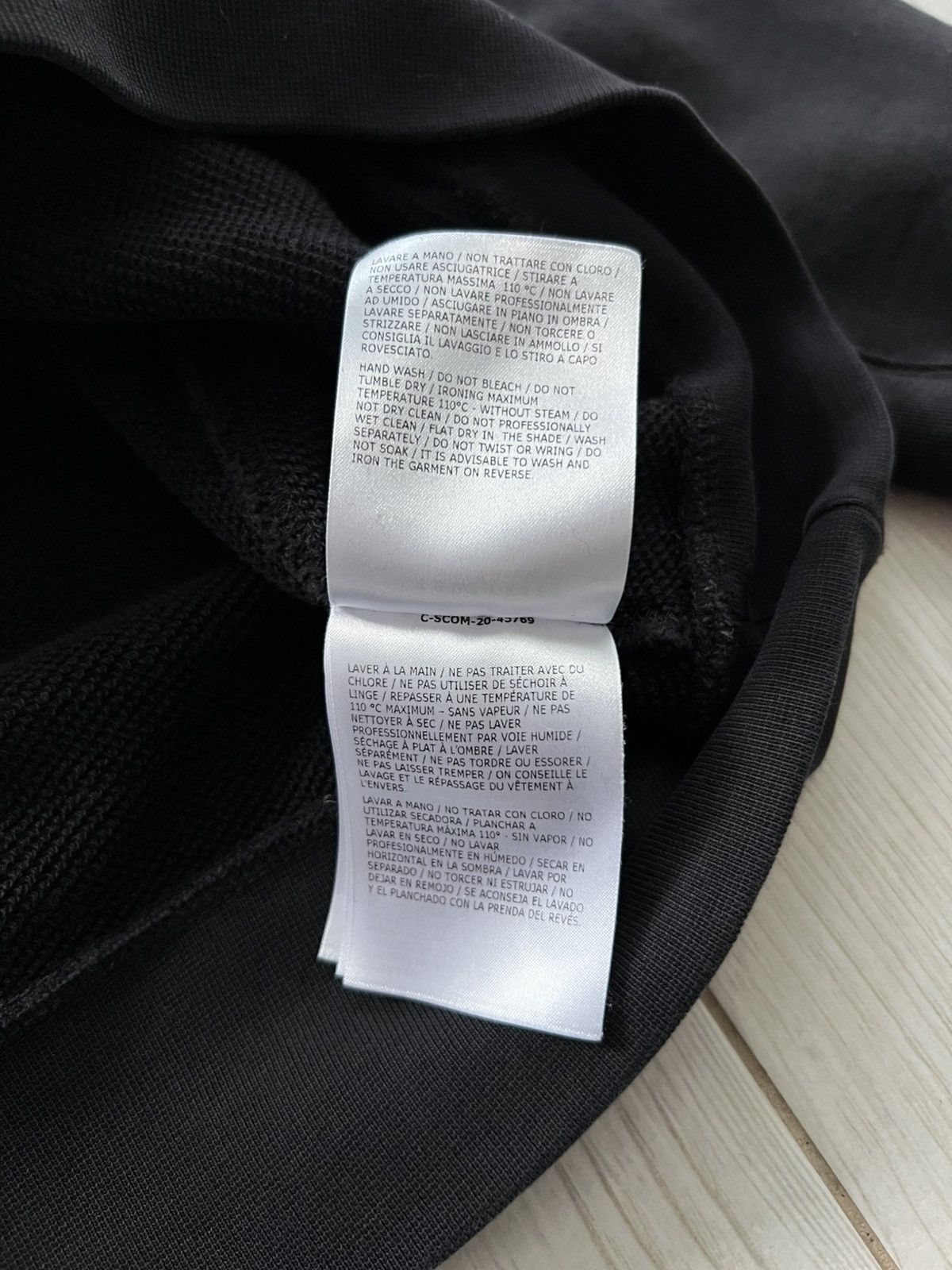 Moncler MONCLER Black Hoodie Same But Different Big Logo Patch Size US S / EU 44-46 / 1 - 13 Thumbnail