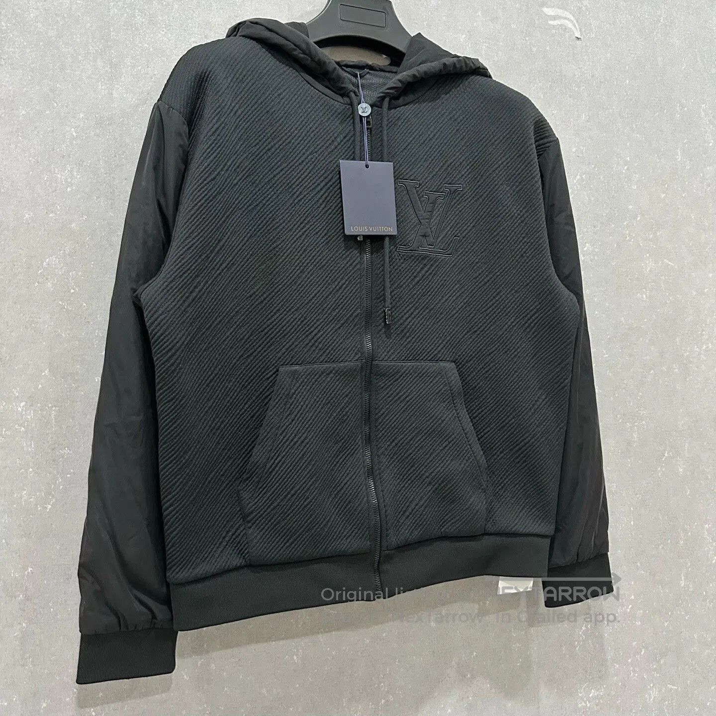 Louis Vuitton louis vuitton black logo zip hoodie jacket. Size US M / EU 48-50 / 2 - 4 Thumbnail