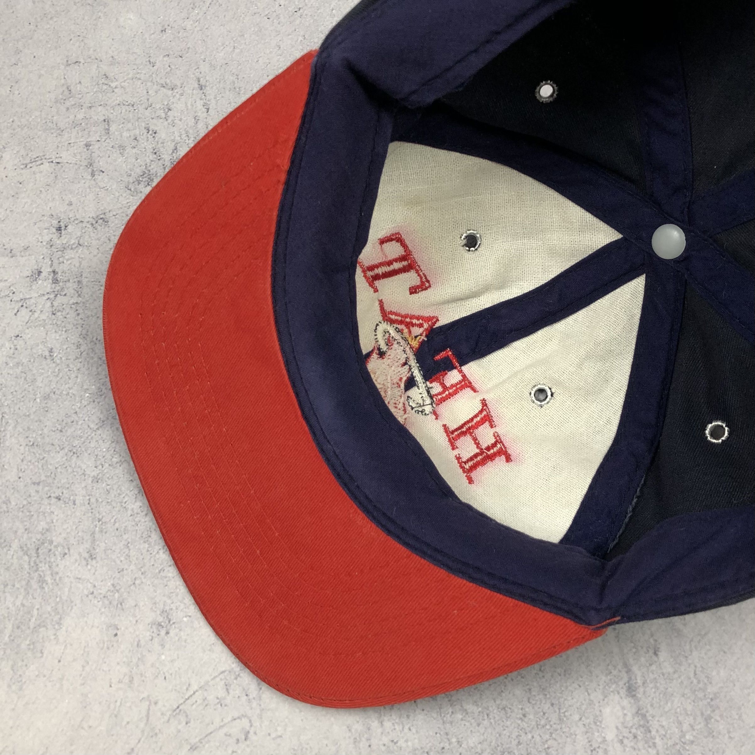 NBA Vintage Miami Heat NBA Cap Size ONE SIZE - 8 Thumbnail