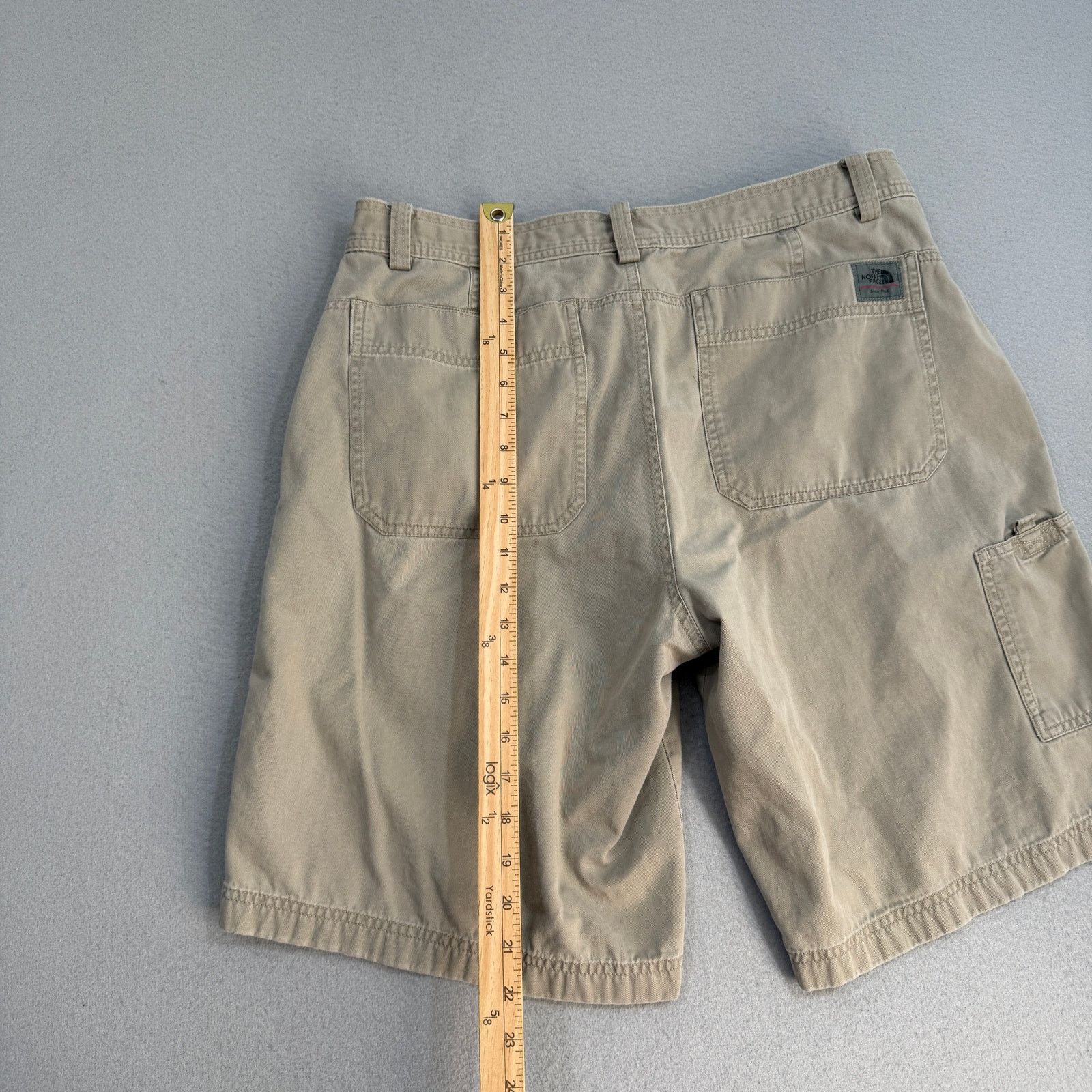 The North Face The North Face Shorts Men's 36 Tan Khaki 11" Inseam Hiking Size US 36 / EU 52 - 8 Thumbnail