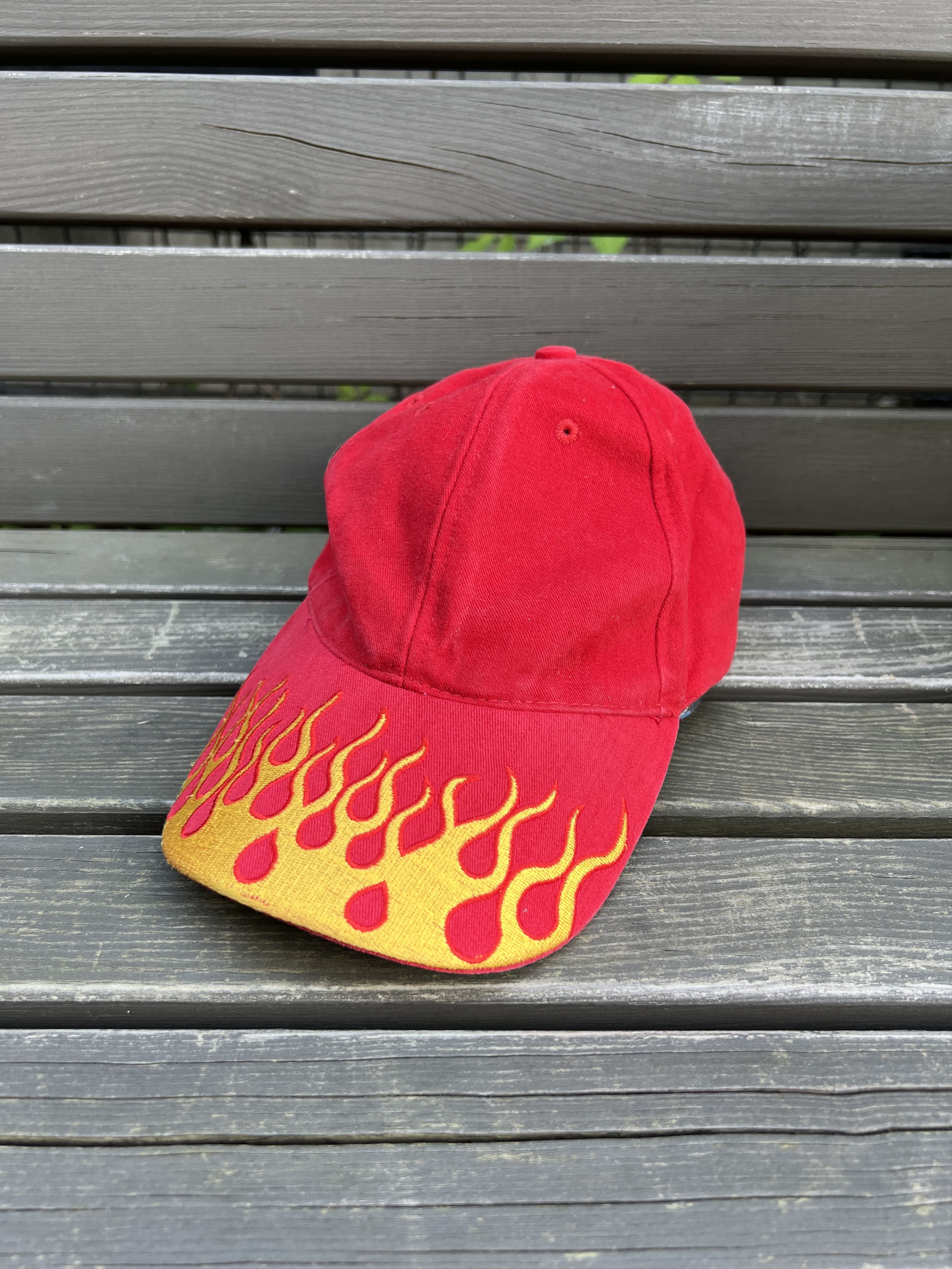 Vintage Vintage Flame Logo Red Cap Size ONE SIZE - 1 Thumbnail