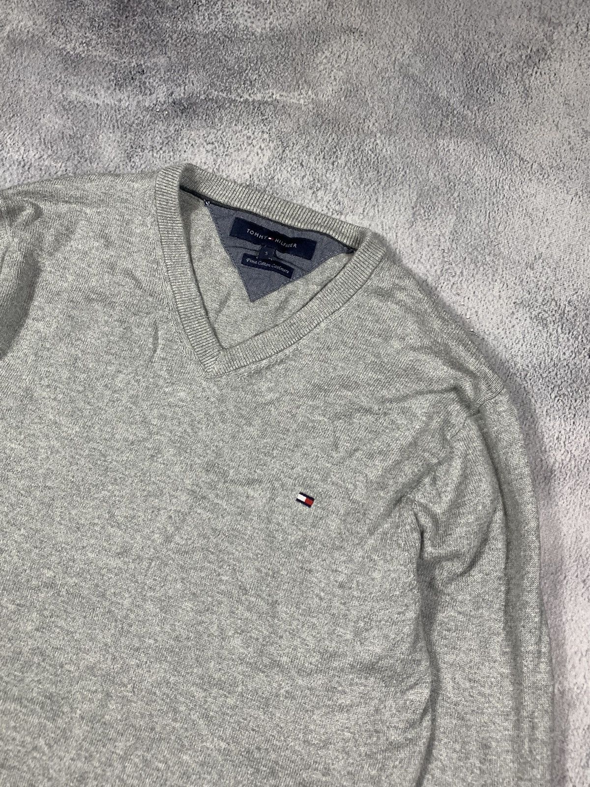 Tommy Hilfiger × Vintage Vintage Y2K Tommy Hilfiger sweater old money style size S Size US S / EU 44-46 / 1 - 2 Thumbnail