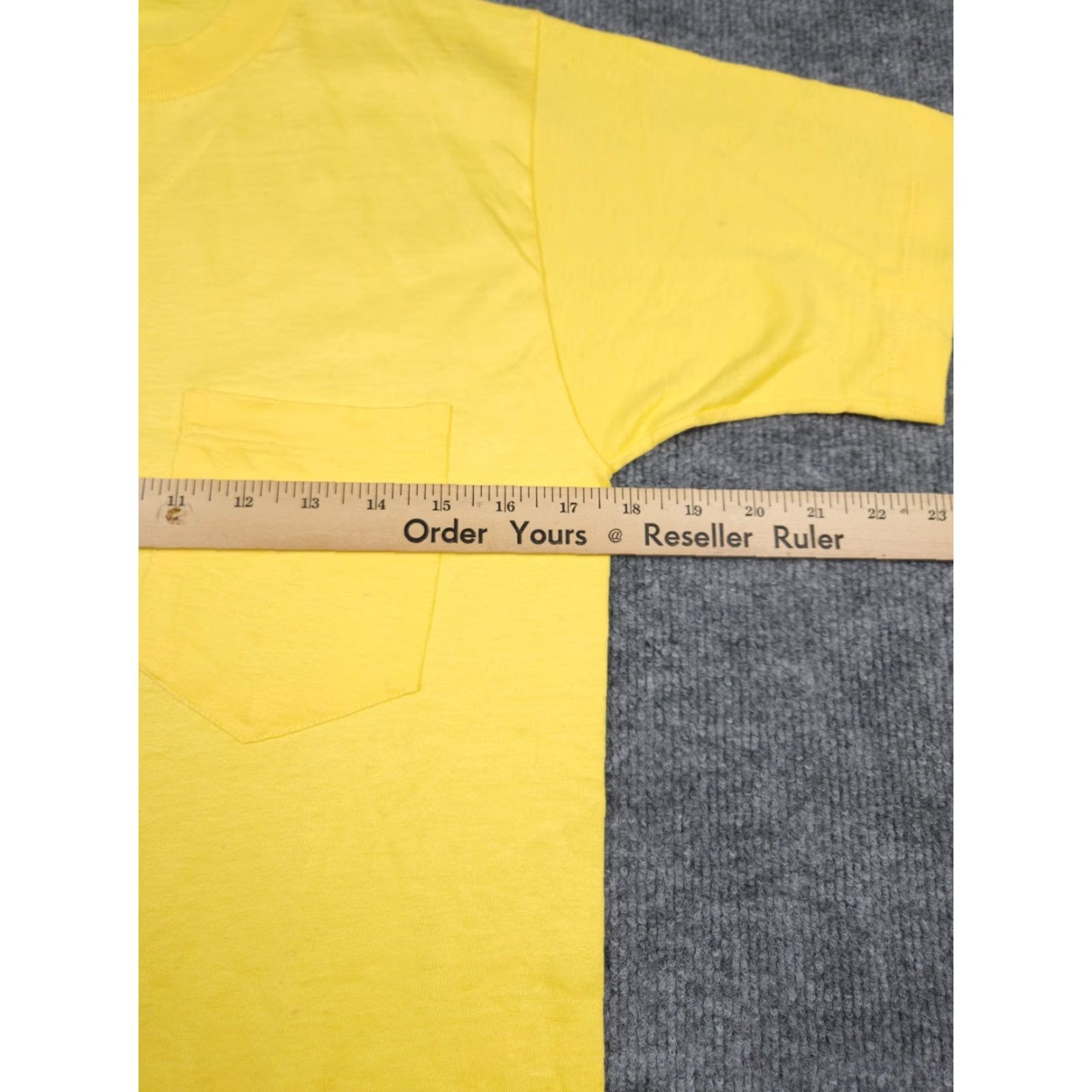 Penn VINTAGE Towncraft T-Shirt Pocket Tee Yellow Small Mens USA Pockets VTG Regular Crew Neck Short Sleeve Cotton Knit Brand Towncraft Shirt Size US S / EU 44-46 / 1 - 7 Thumbnail