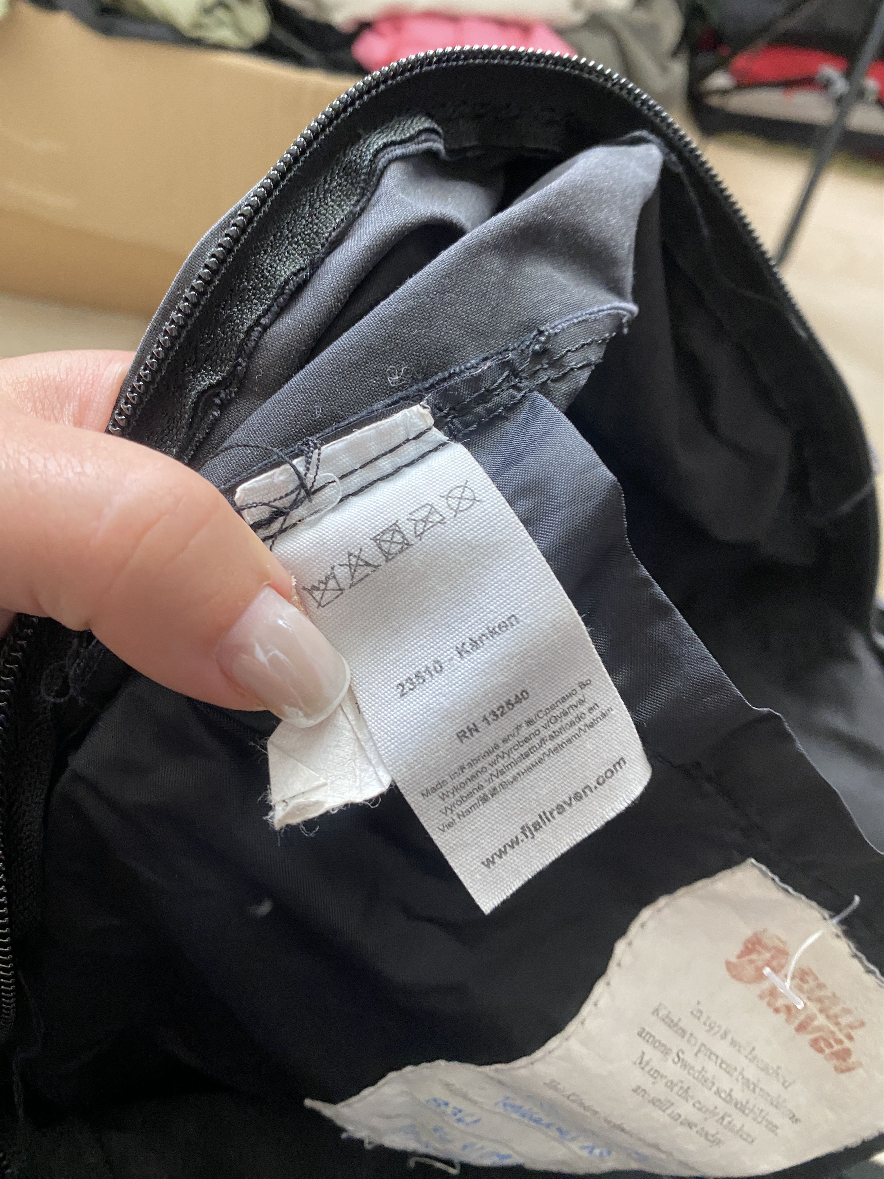 Fjallraven Fjallraven Kanken black casual backpack Size ONE SIZE - 5 Thumbnail