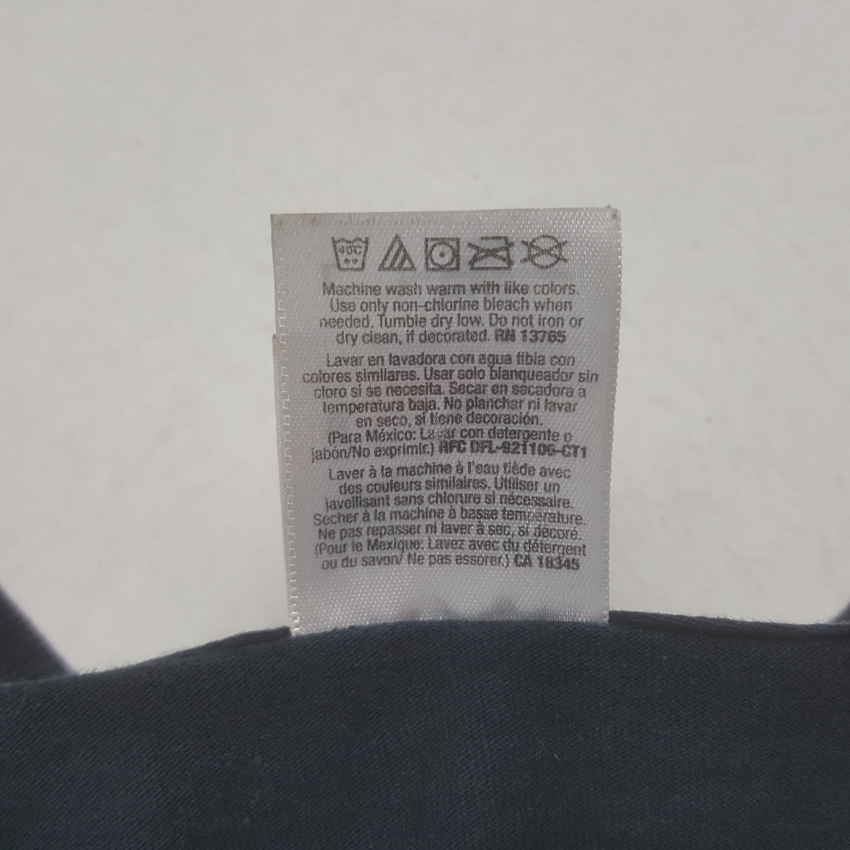 Vintage Vintage Hald Reach Tshirt Size US L / EU 52-54 / 3 - 5 Thumbnail
