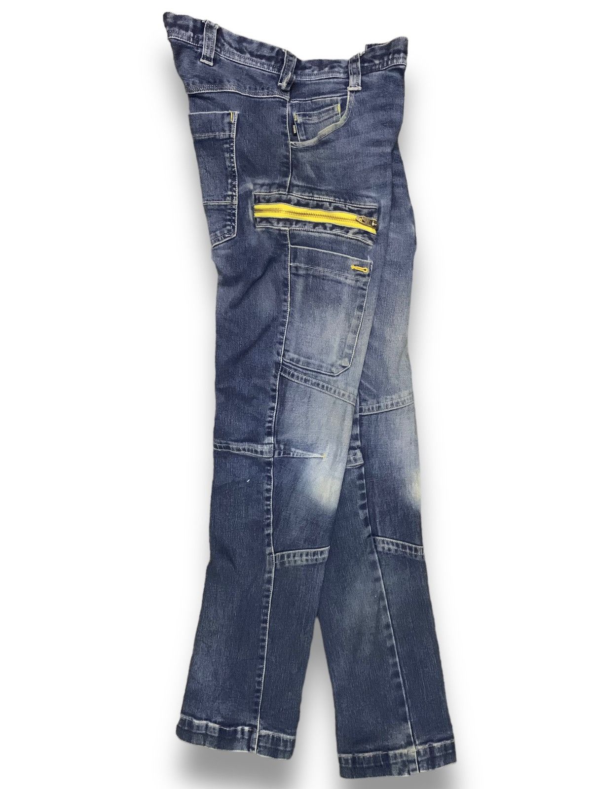Japanese Brand Vintage Japanese Brand Multi-pockets Utility Workwear Jeans Size US 32 / EU 48 - 3 Thumbnail