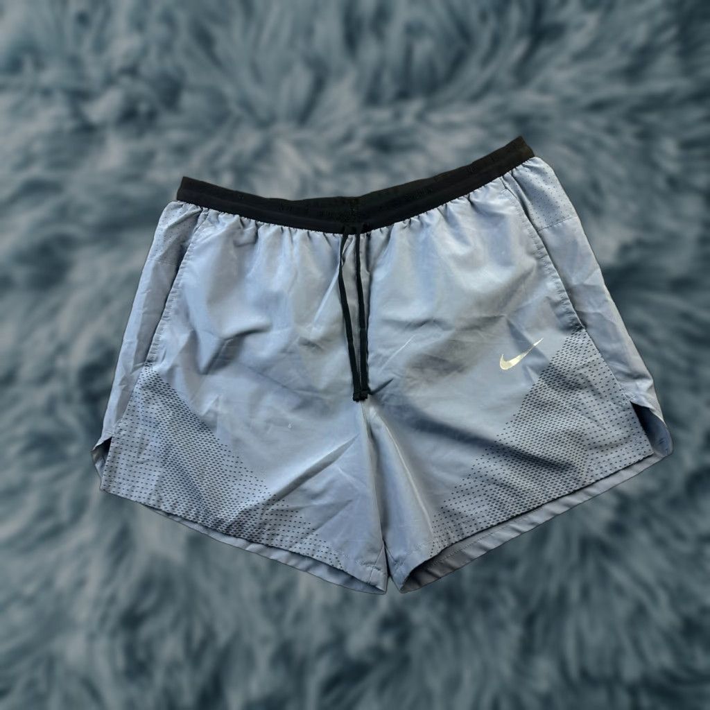 Nike Nike Shorts Mens Large Blue 5" Running Division Lined Size US 33 - 1 Thumbnail