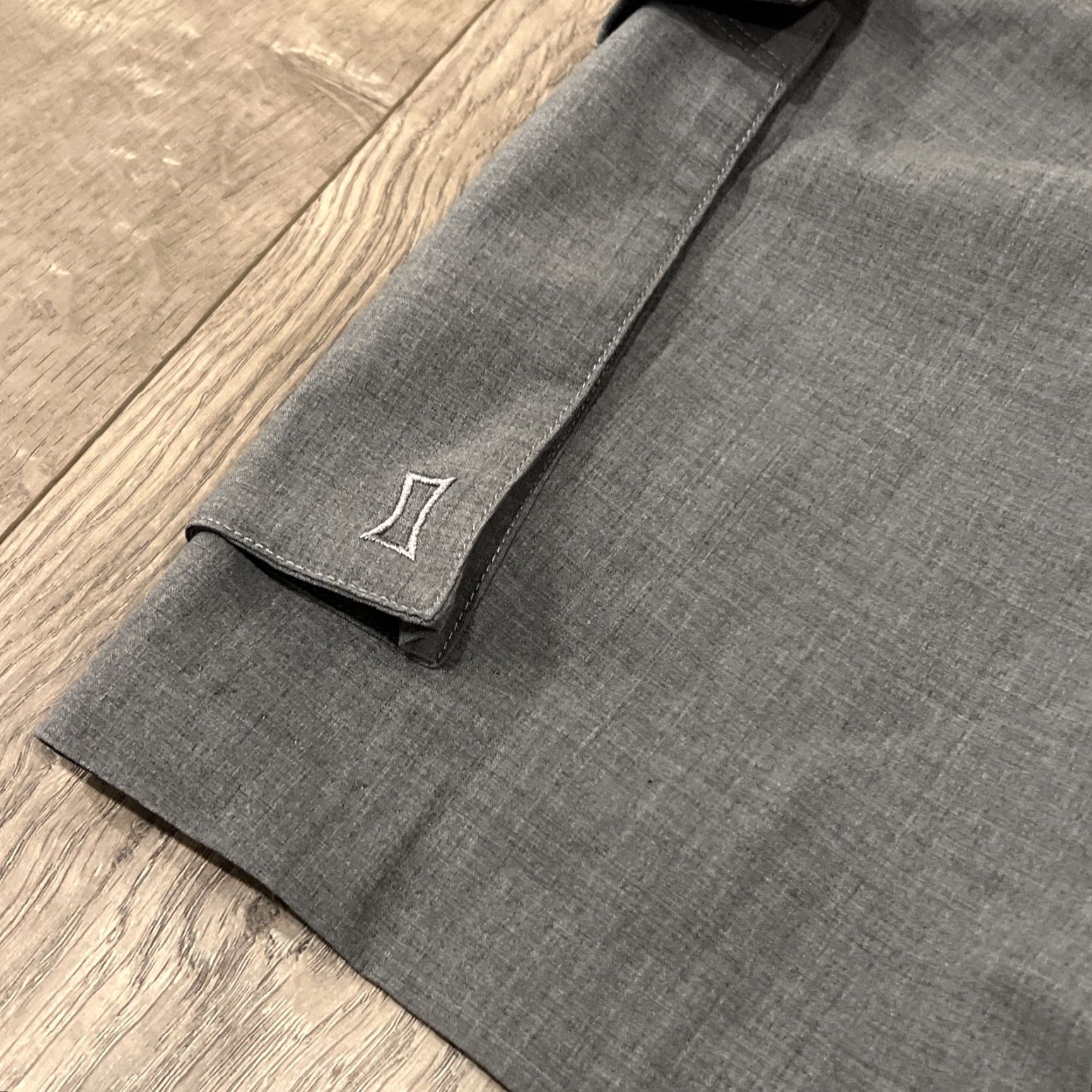 Vintage GRAY CHINO Cargo Shorts Size 34 Black Flat Front Regular Fit Mens Size US 34 / EU 50 - 5 Thumbnail