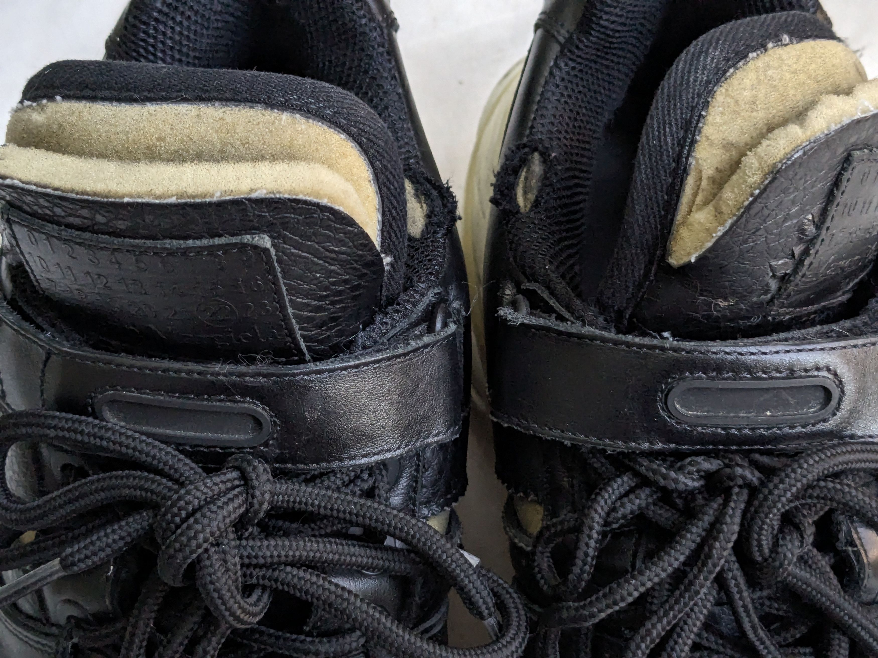 Maison Margiela Maison Margiela Retrofit Black 9 42 Sneakers Leather Size US 9 / EU 42 - 4 Thumbnail