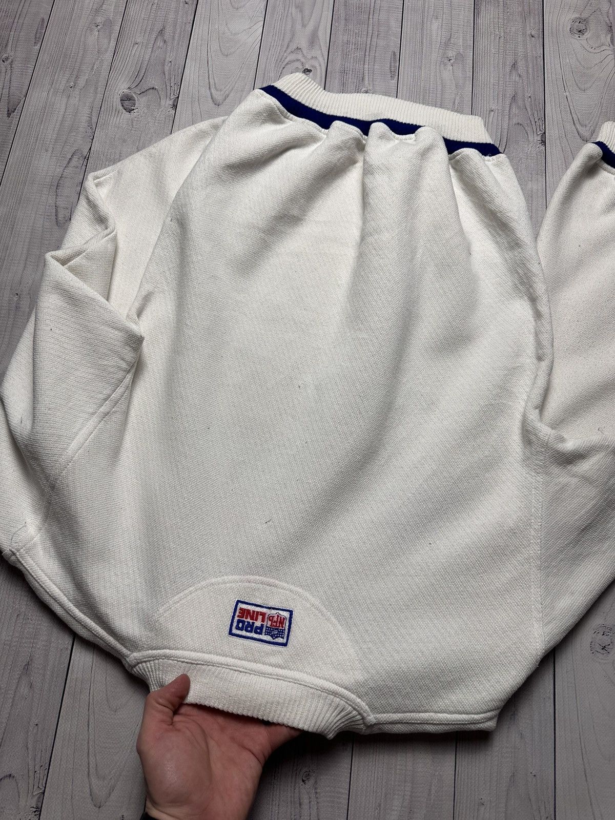 NFL Vintage New England Patriots football sweatshirt rare 80; 90 Size US S / EU 44-46 / 1 - 7 Thumbnail