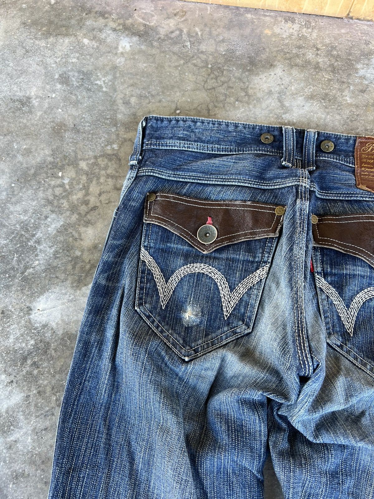 Edwin Vintage Flare Edwin 503 Blue Trip Distress Jean Size US 31 - 17 Thumbnail
