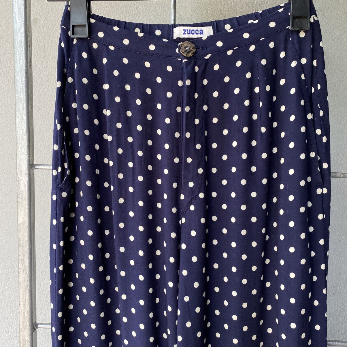 Zucca ZUCCA Navy Polka Dot Pants with Smocked Back Size 25" / US 0 / IT 36 - 8 Thumbnail