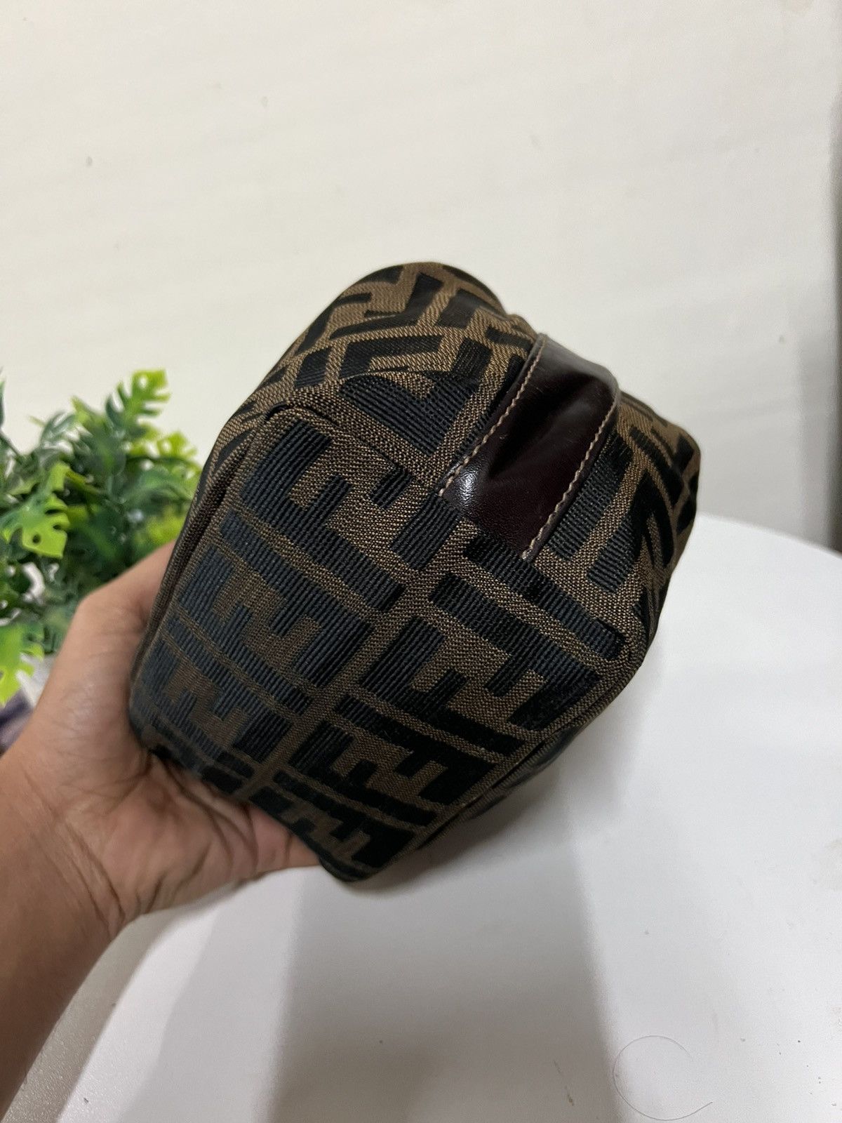 Fendi Authentic Fendi Vanity Size ONE SIZE - 7 Thumbnail