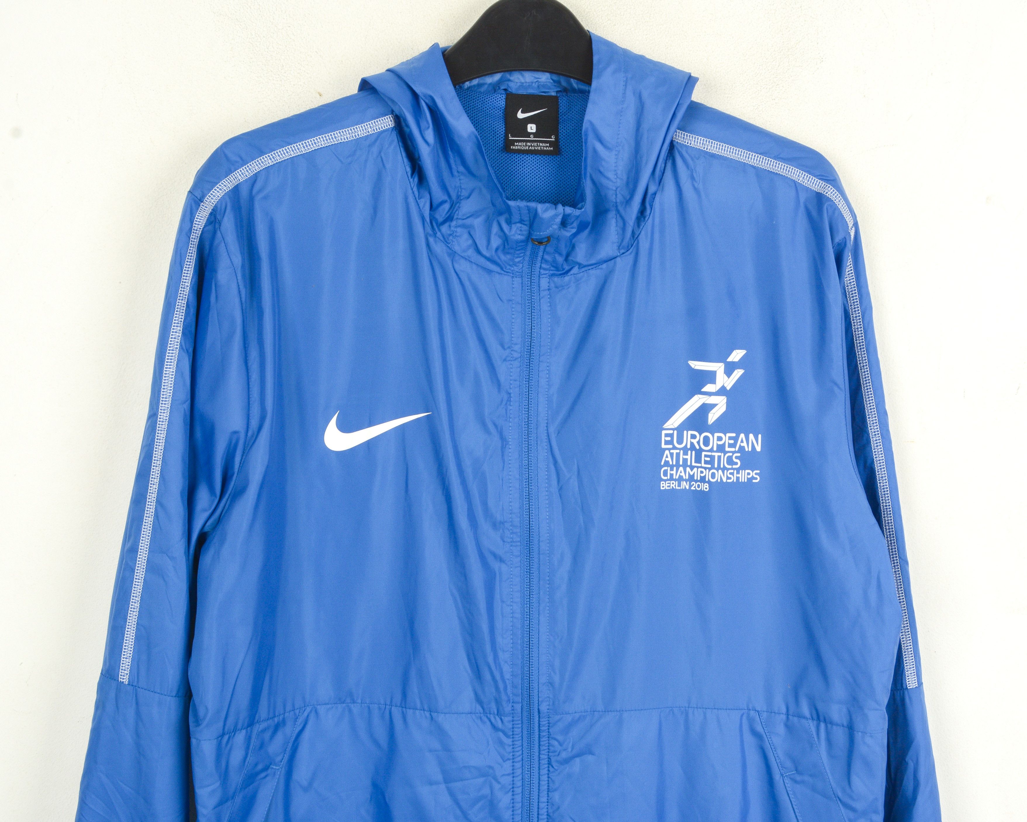 Nike European Athletics Championships Berlin 2018 L Windbreaker Size US L / EU 52-54 / 3 - 2 Thumbnail