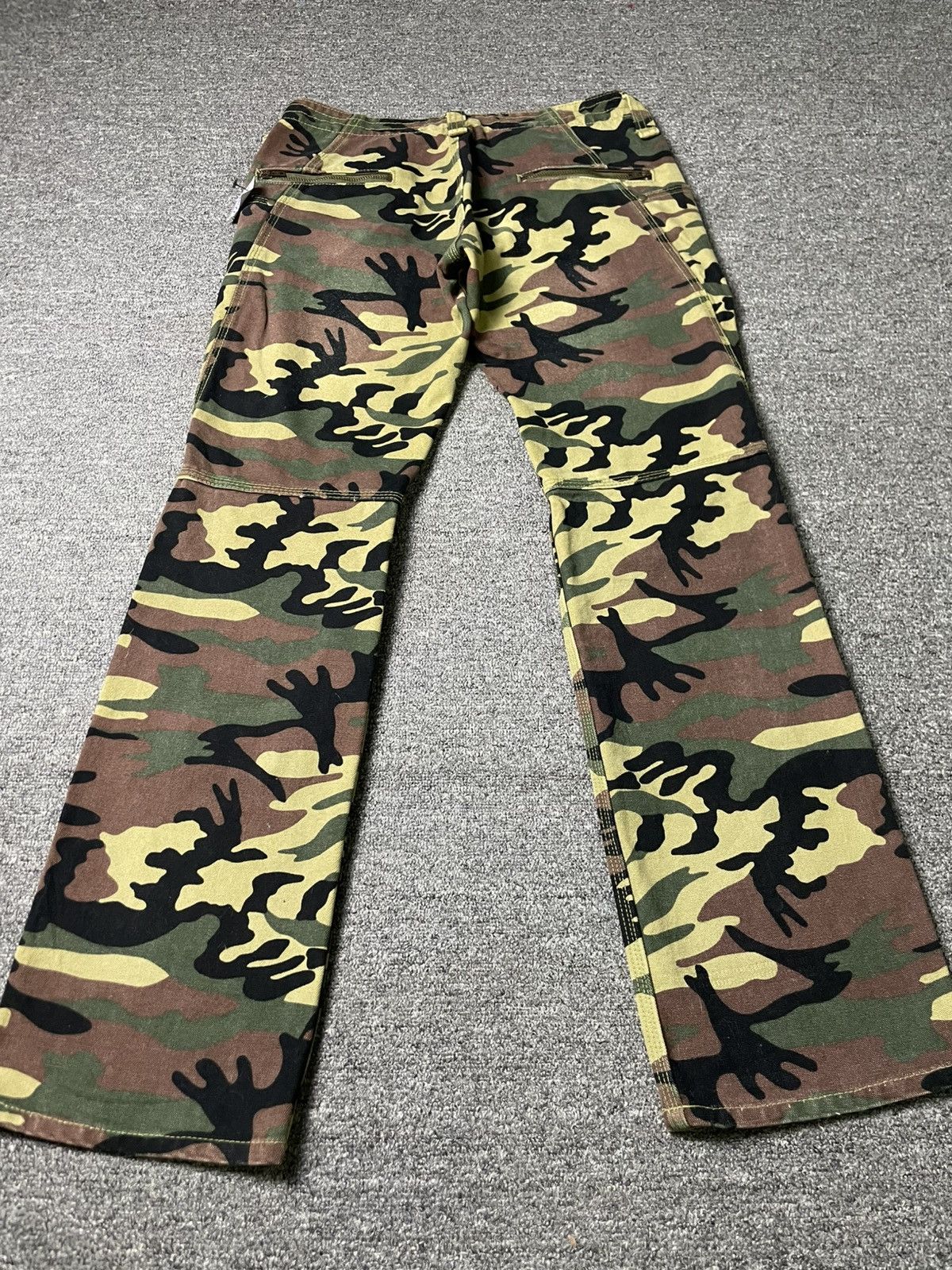 Japanese Brand Back Number Camouflage Flare Pants (68) Size US 32 / EU 48 - 12 Thumbnail