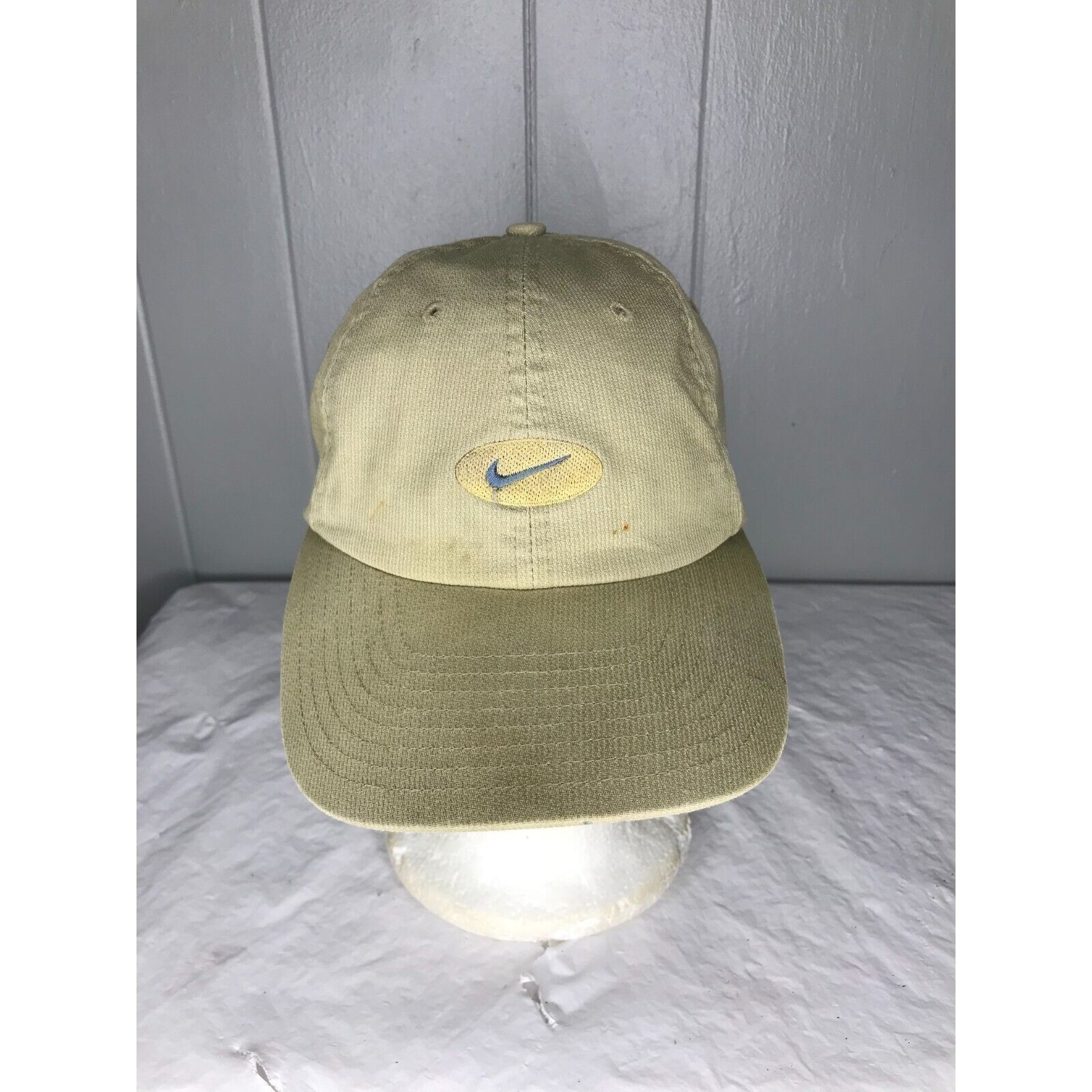 Nike × Vintage Vintage Nike Hat Cap Fitted Mens 7 1/8 Beige Swoosh Spellout Size ONE SIZE - 1 Thumbnail