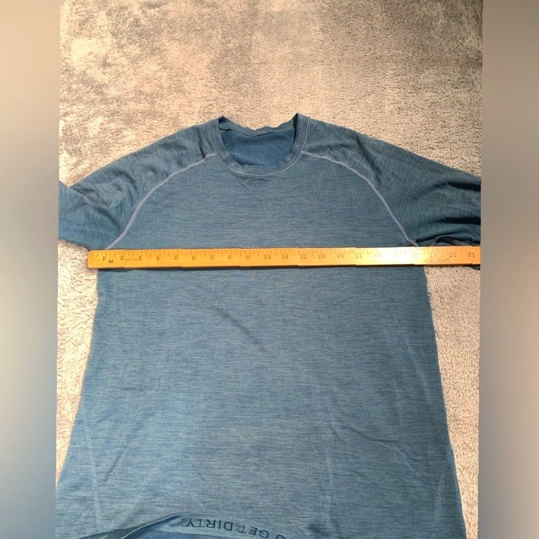 Lululemon Lululemon Short Sleeve Shirt S Men Blue Size US S / EU 44-46 / 1 - 6 Thumbnail