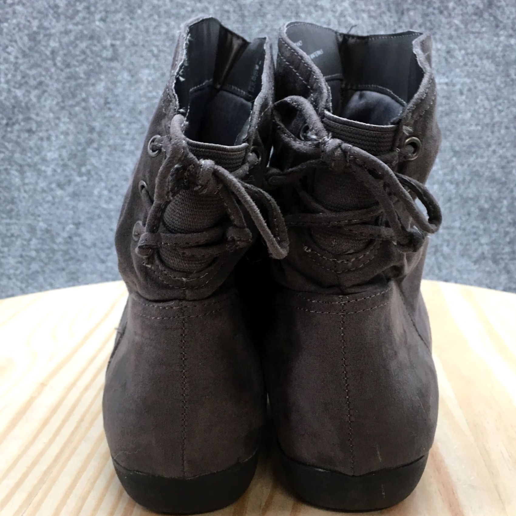 Vintage Arizona Jeans Co Boots Womens 10 M Kacy Ankle Bootie Gray Fabric Flat Casual Shoes Size 32" / US 10 / IT 46 - 7 Thumbnail