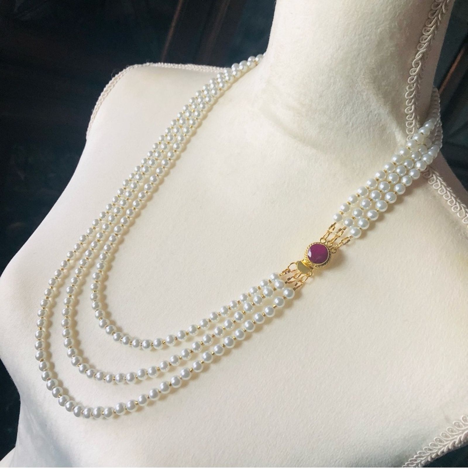 Handmade Handcrafted triple strand pearl genuine ruby clasp necklace Size ONE SIZE - 4 Thumbnail