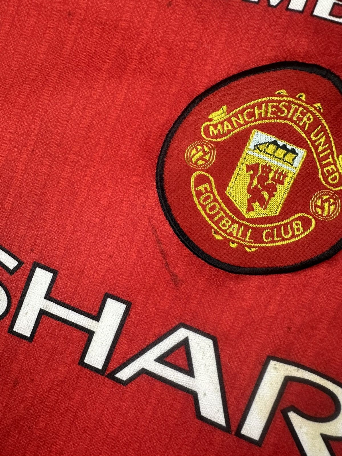 Umbro Umbro Manchester United 1996/98 Home Soccer Jersey Size US XS / EU 42 / 0 - 5 Thumbnail