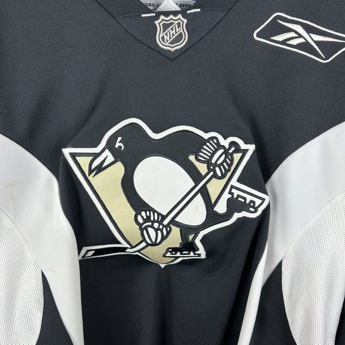 NHL × Reebok Mens Pittsburgh Penguins Gordie Robert’s NHL Jersey Size US L / EU 52-54 / 3 - 3 Thumbnail