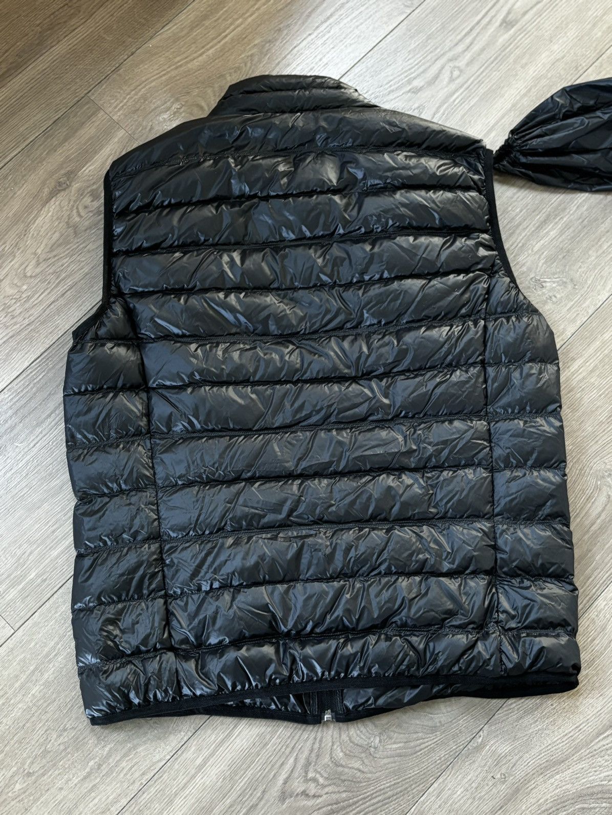 Emporio Armani Emperio Armani Vest Size US L / EU 52-54 / 3 - 7 Thumbnail