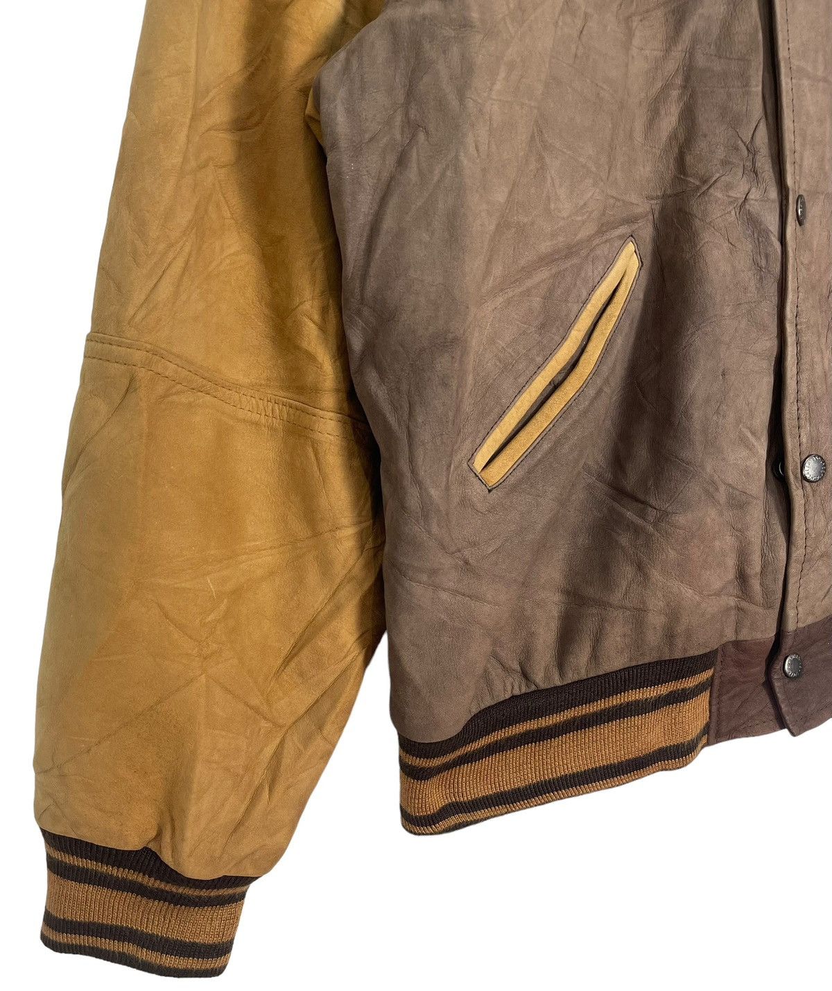 Genuine Leather Vintage Ash Creek Varsity Leather Jacket Size US XL / EU 56 / 4 - 8 Thumbnail