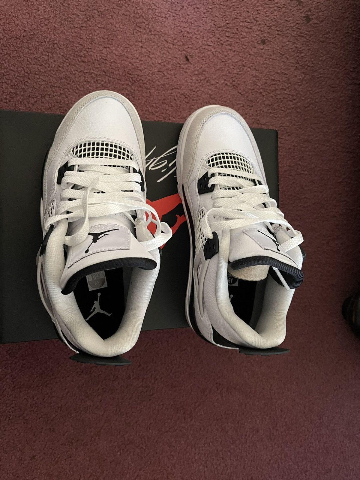 Nike Unisex air jordan 4 retro (GS) brand new with boxes Size US 6 / EU 39 - 3 Thumbnail