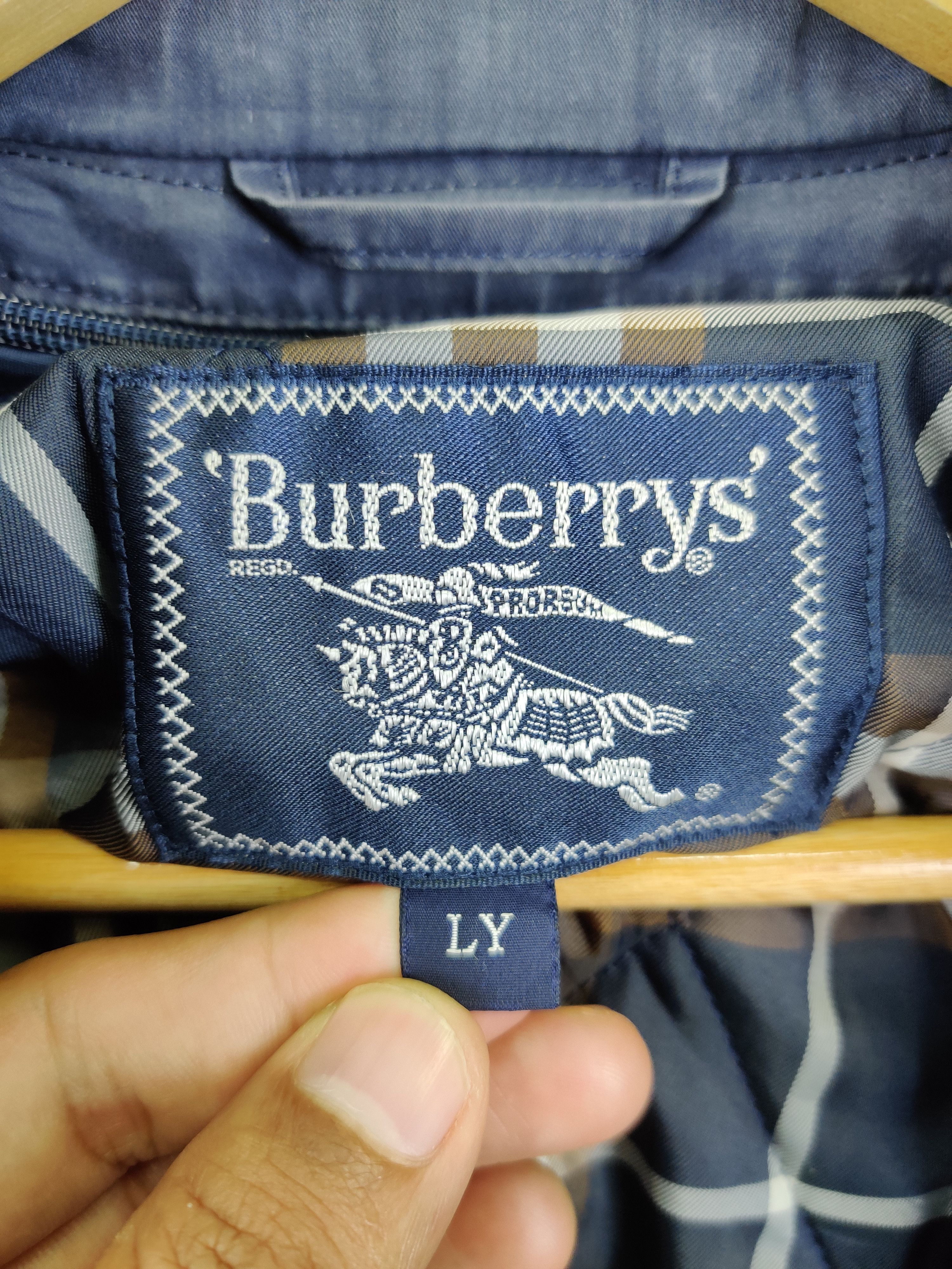 Burberry Vintage Burberrys Nova Check Parachute Bomber Jacket Size US L / EU 52-54 / 3 - 18 Thumbnail