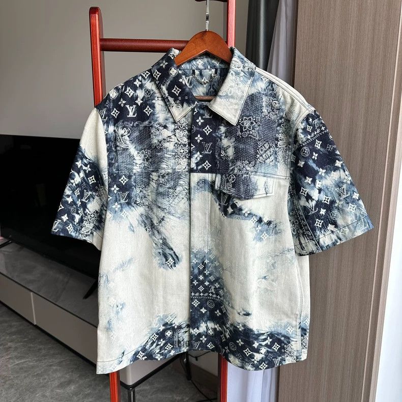 Louis Vuitton Louis Vuitton Denim Paisley Short Sleeve Shirt Size US L / EU 52-54 / 3 - 1 Thumbnail