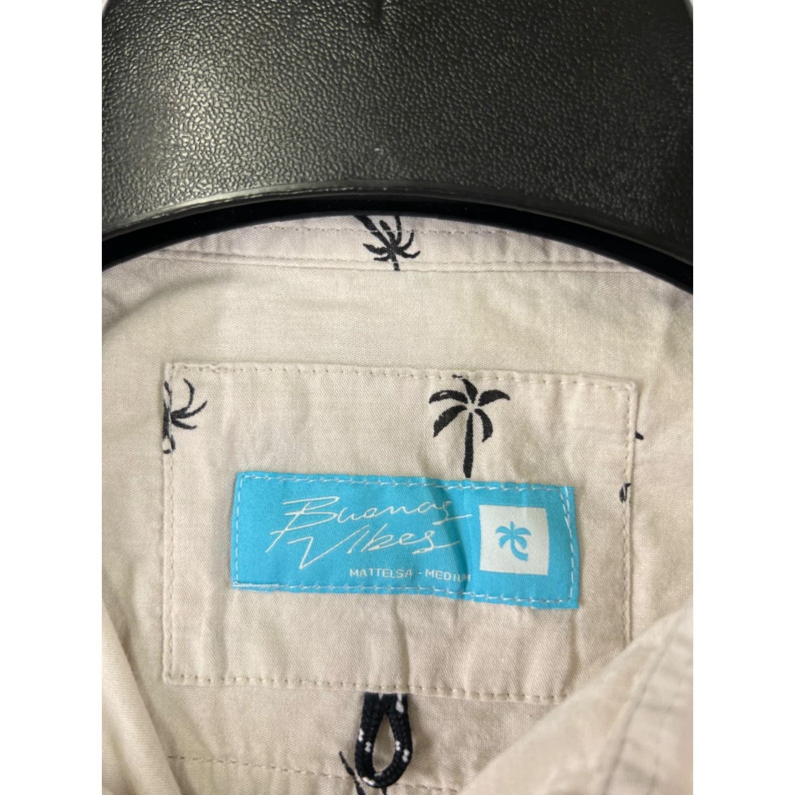 Vintage Hawaiian Shirt Adult Medium Beige Palm All Over Print Button Up 100% Cotton Shirt Men Beige Floral All Seasons 100% Cotton Mens Shirt Medium Size US M / EU 48-50 / 2 - 7 Thumbnail