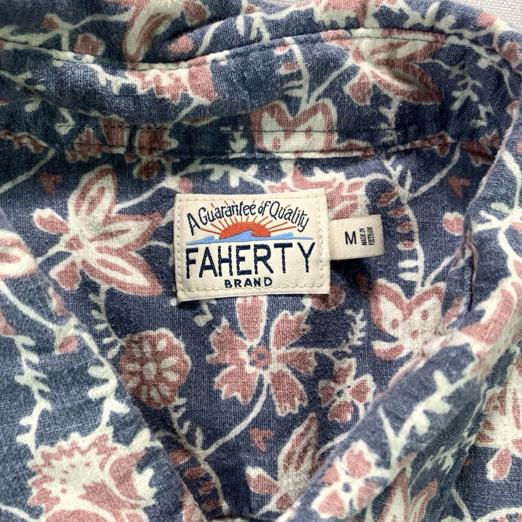 Faherty Faherty Shirt Mens Medium Blue Pink Floral Hawaiian Short Sleeve Button Up Size US M / EU 48-50 / 2 - 2 Thumbnail