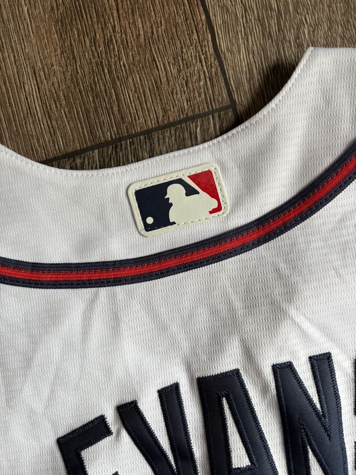 Nike Atlanta Braves Nike MLB Jersey Evans #29 White Home Button Size US L / EU 52-54 / 3 - 7 Thumbnail