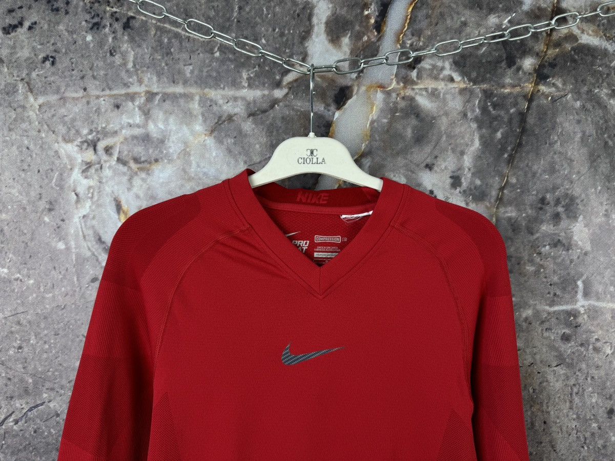 Nike Men’s Nike Pro Combat Dri-Fit Compression Size Large Size US L / EU 52-54 / 3 - 2 Thumbnail