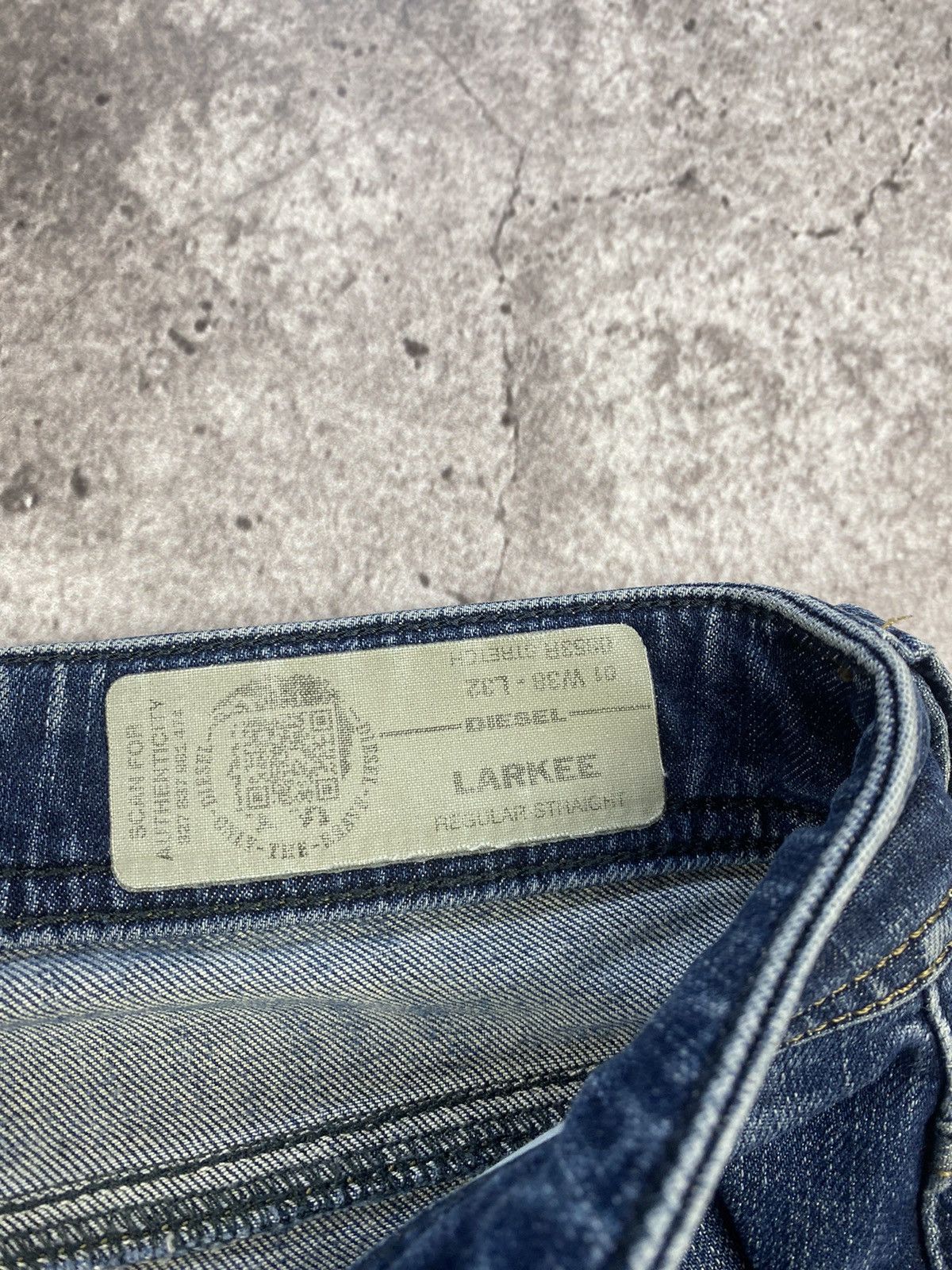 Diesel Vintage Diesel Jeans Big Logo Distressed Baggy japanese 90s Size US 36 / EU 52 - 5 Thumbnail