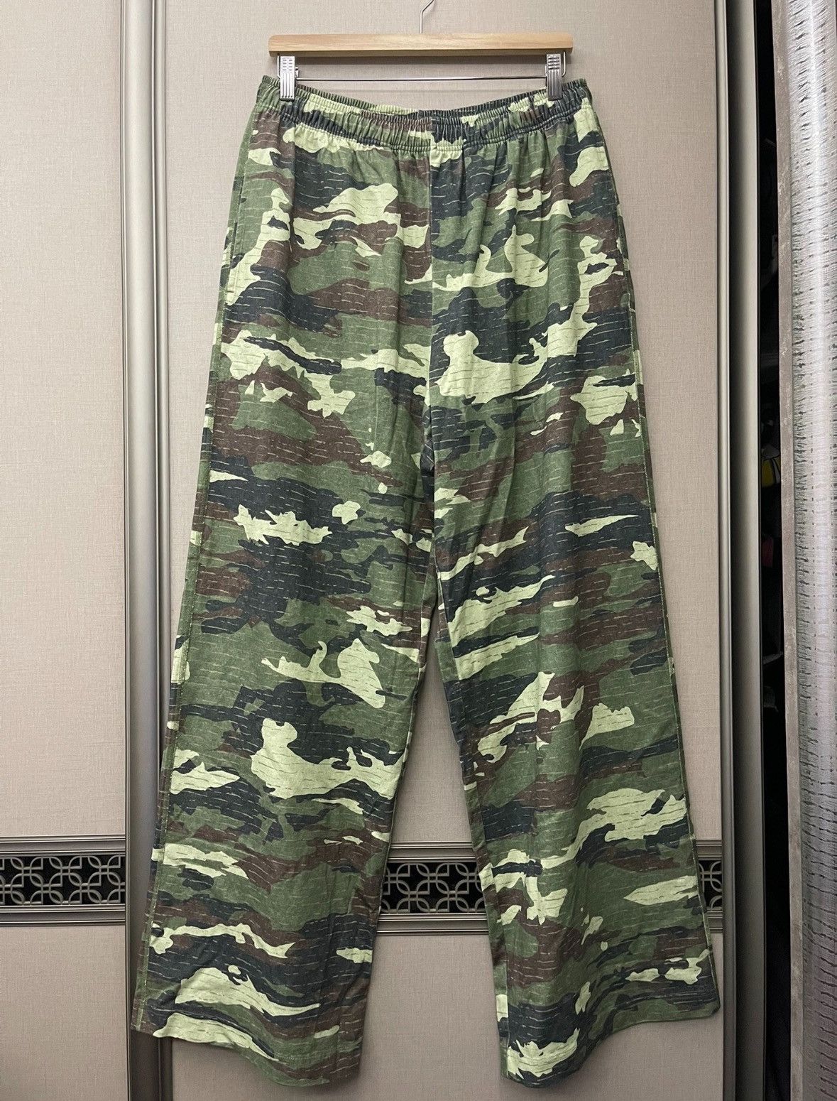 Acne Studios Acne Studios camo pants Size US 32 / EU 48 - 1 Thumbnail