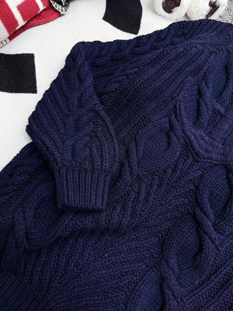 Chanel Chanel Cruise Collection Navy Cable Knit Sweater Size M / US 6-8 / IT 42-44 - 4 Thumbnail