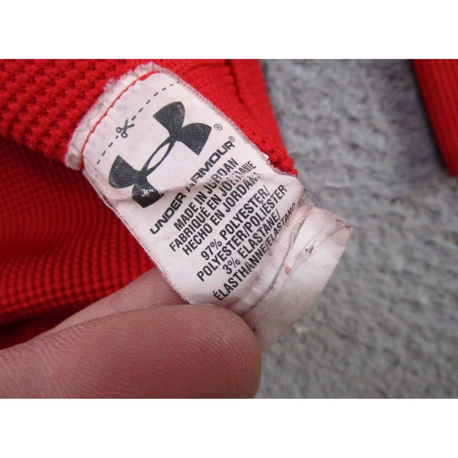 Under Armour UNDER ARMOUR Loose Thermal Shirt Red All Season Gear Mens M Base Layer Shirt Size US M / EU 48-50 / 2 - 3 Thumbnail
