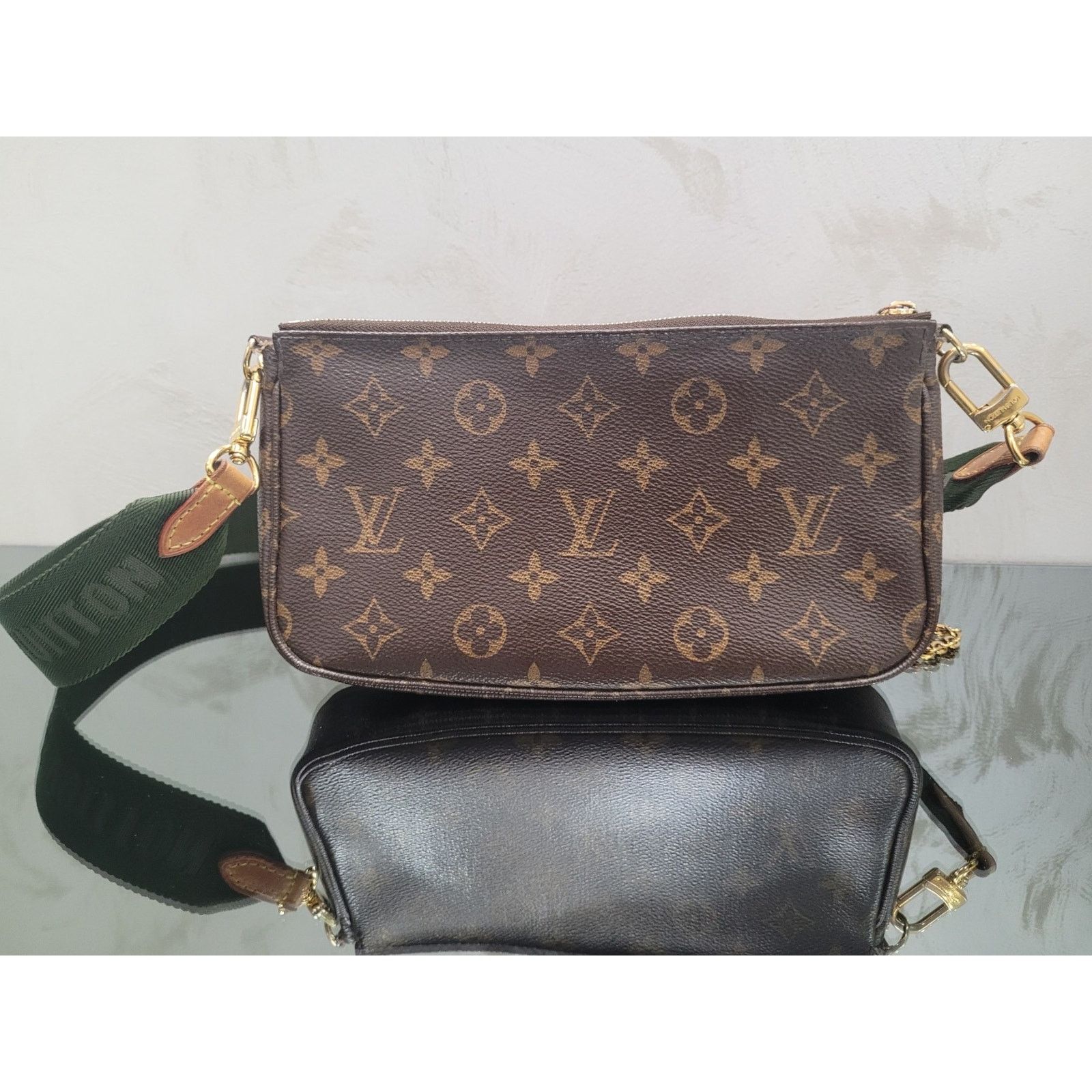 Louis Vuitton Louis Vuitton Multi Pochette Accessoires Crossbody Bag Size ONE SIZE - 7 Thumbnail