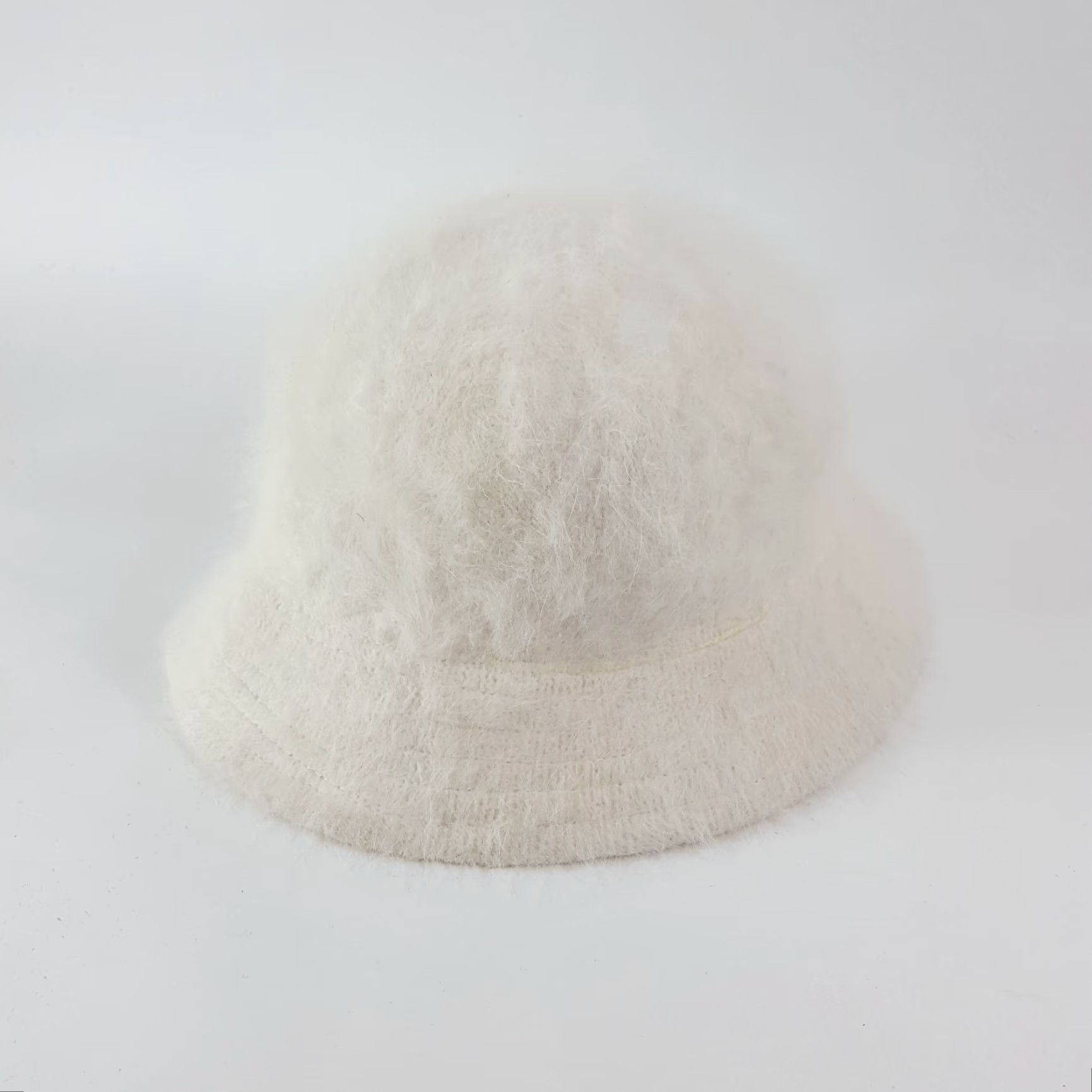 Vintage VINTAGE Angora Bucket Hat Women M White Knit Fuzzy 90s Y2K Retro Beach Preppy Cap Size ONE SIZE - 2 Thumbnail