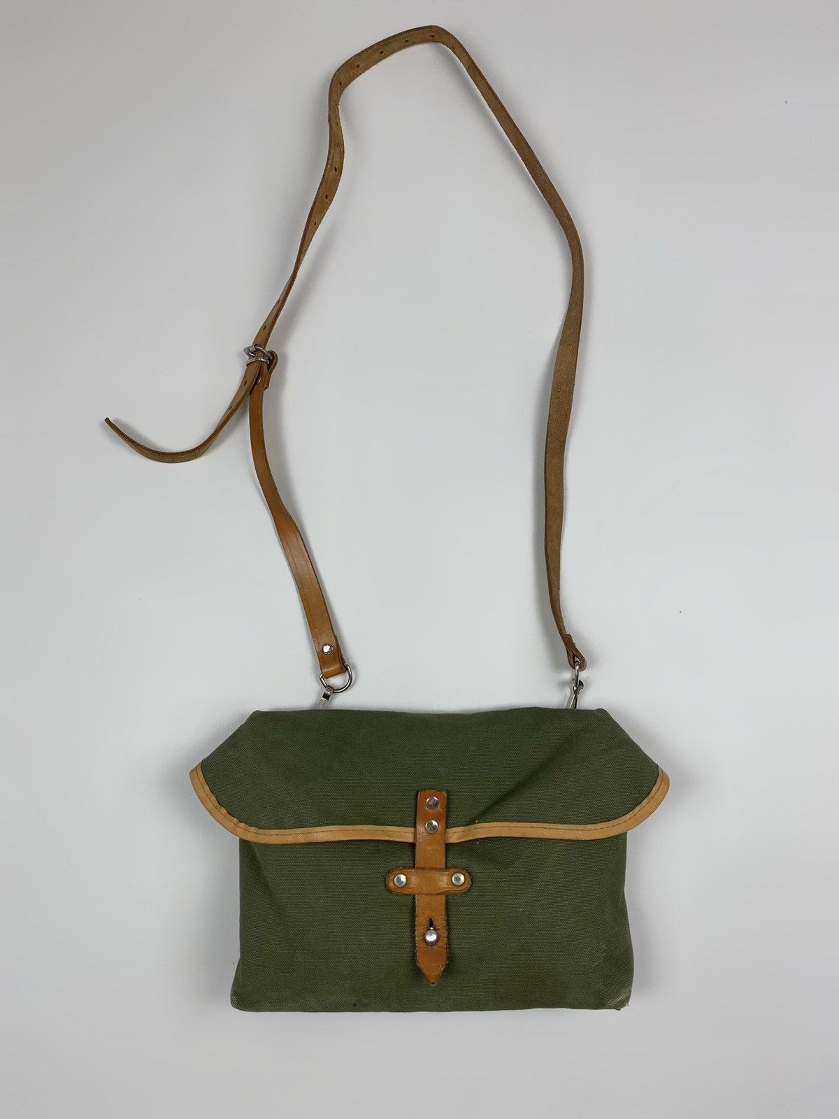 Vintage 60s 70s Vintage Hunter Green Canvas Essentials Shoulder Bag Size ONE SIZE - 2 Thumbnail