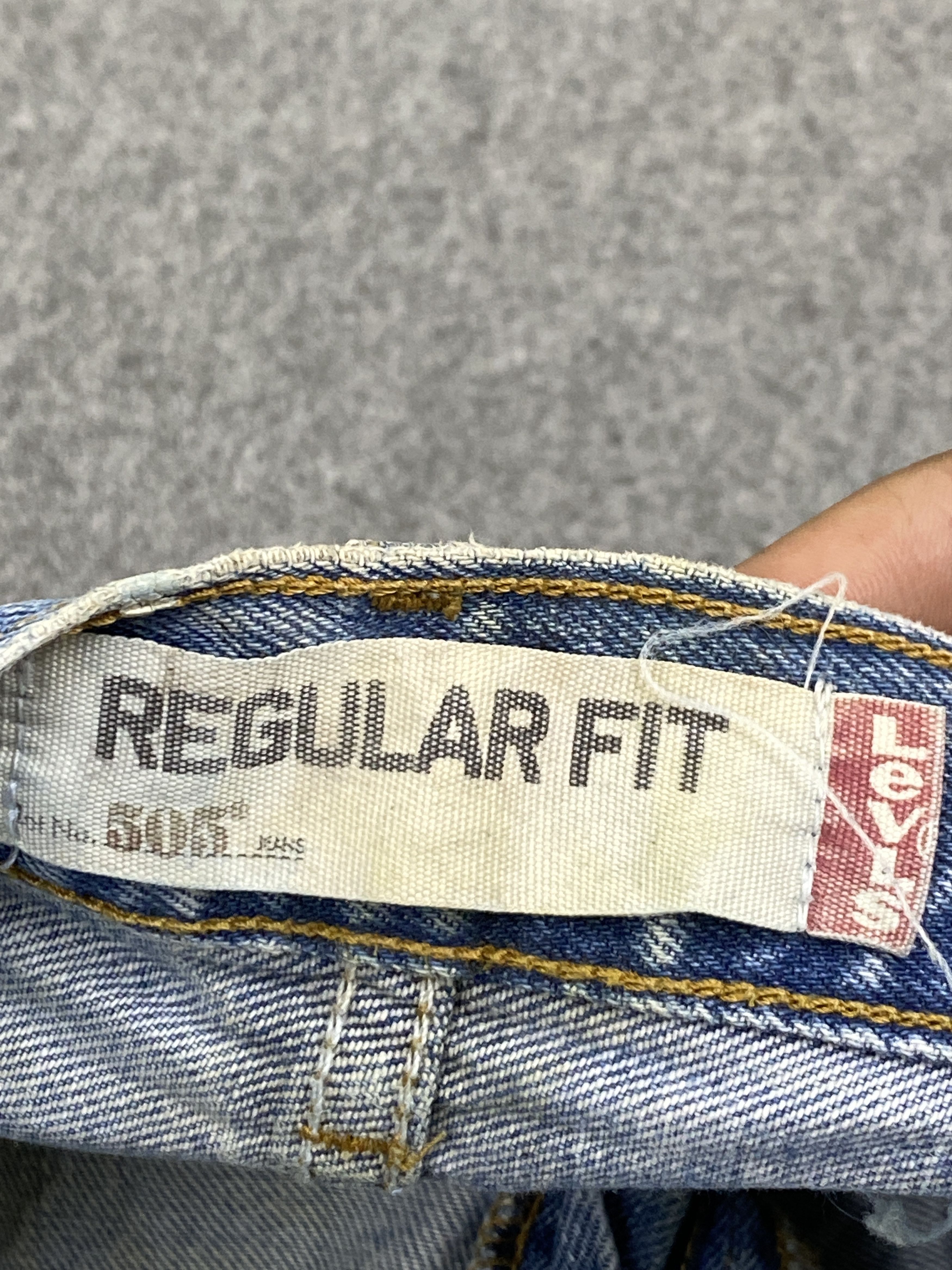 Vintage Levis 505 Splatter Paint Blue Denim Jeans